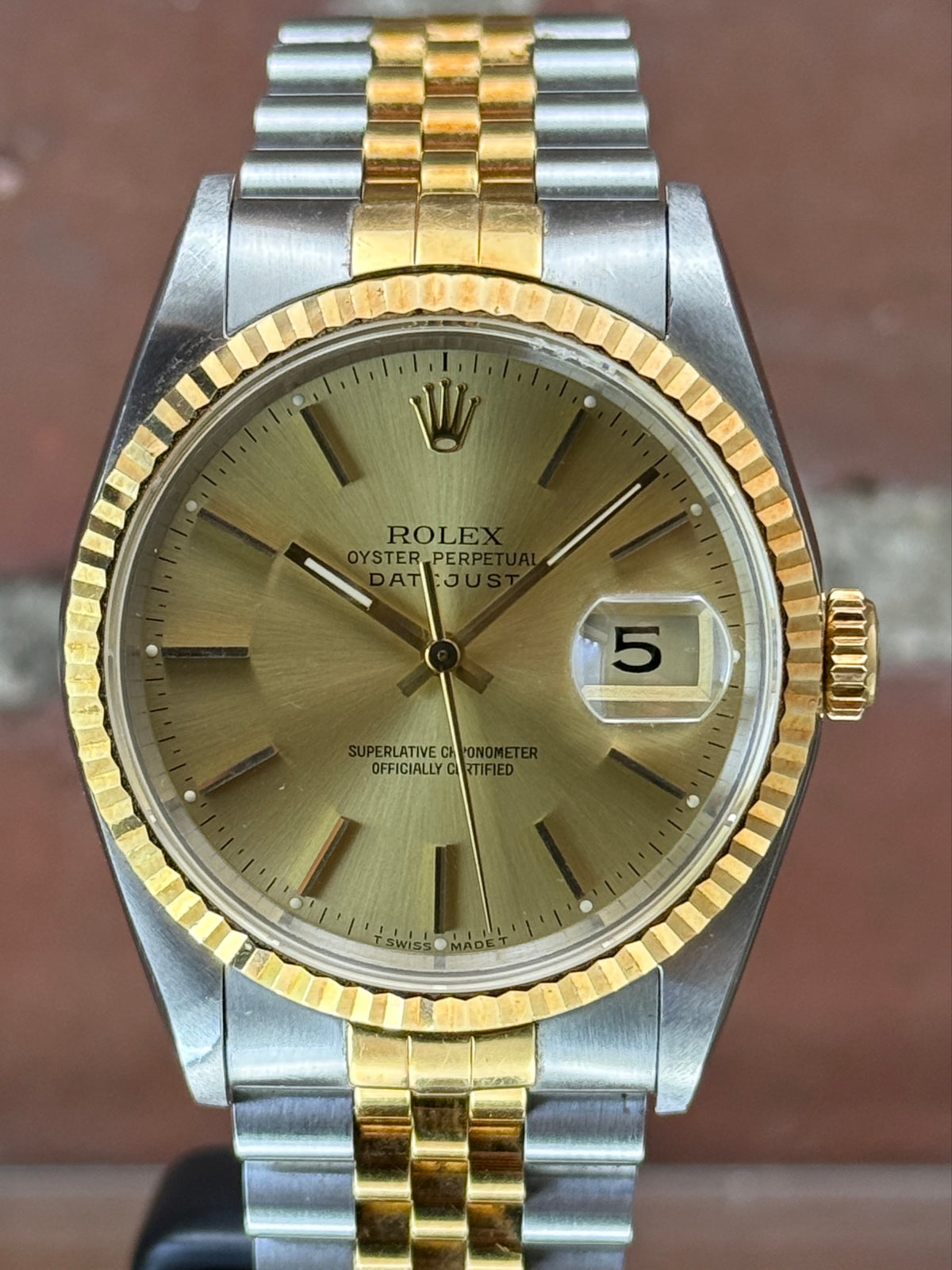 Pre-owned Rolex Datejust 36 16233 | Gold and steel Gold