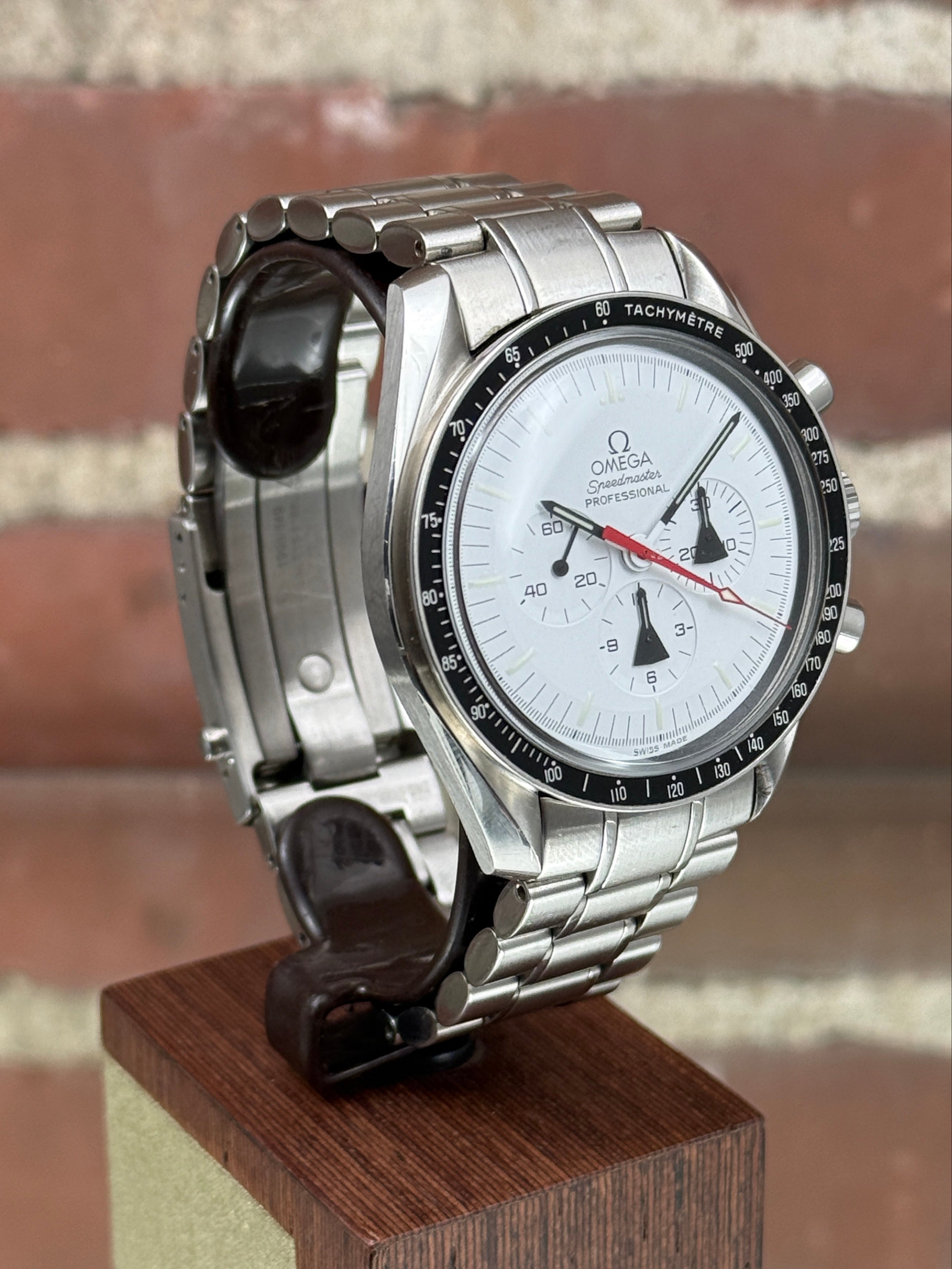 Omega Speedmaster Alaska Project