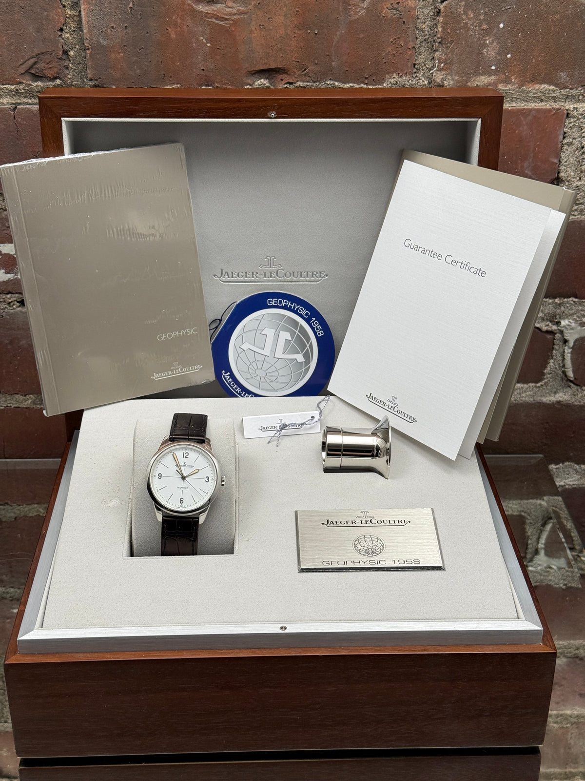 Mint Jaeger-LeCoultre Geophysic 1958 Q8008520 | Steel White