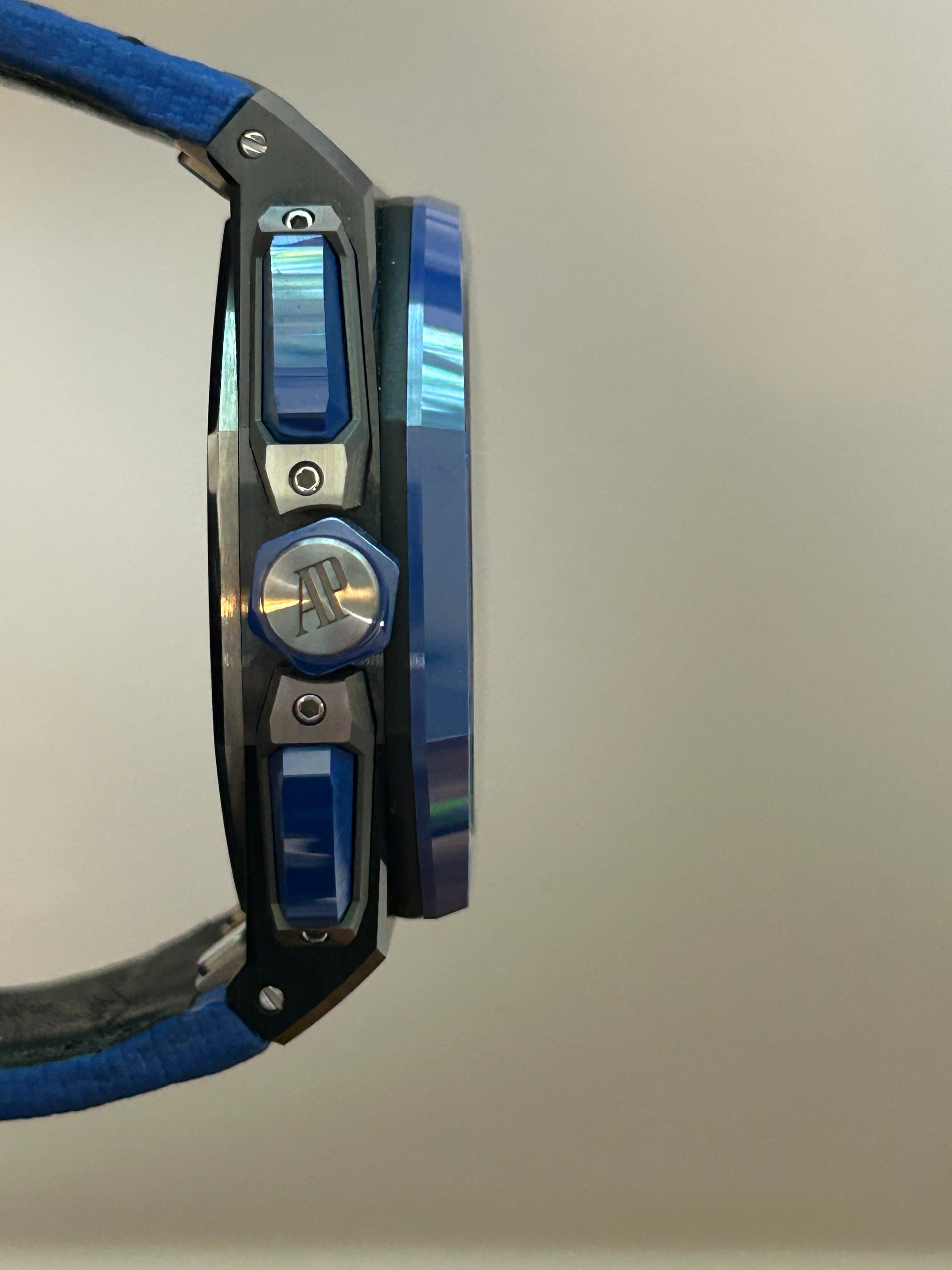 Audemars Piguet Offshore Selfwinding Chronograph Blue Dial 26420CE.OO.A043VE.01