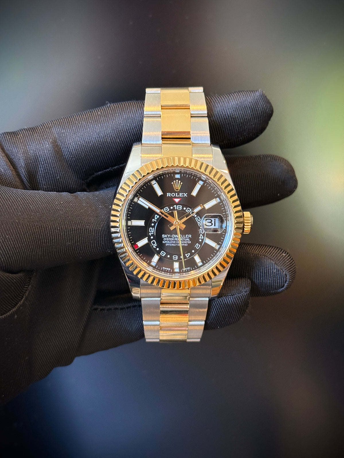 Mint Rolex Sky-Dweller 326933 | gold and steel black