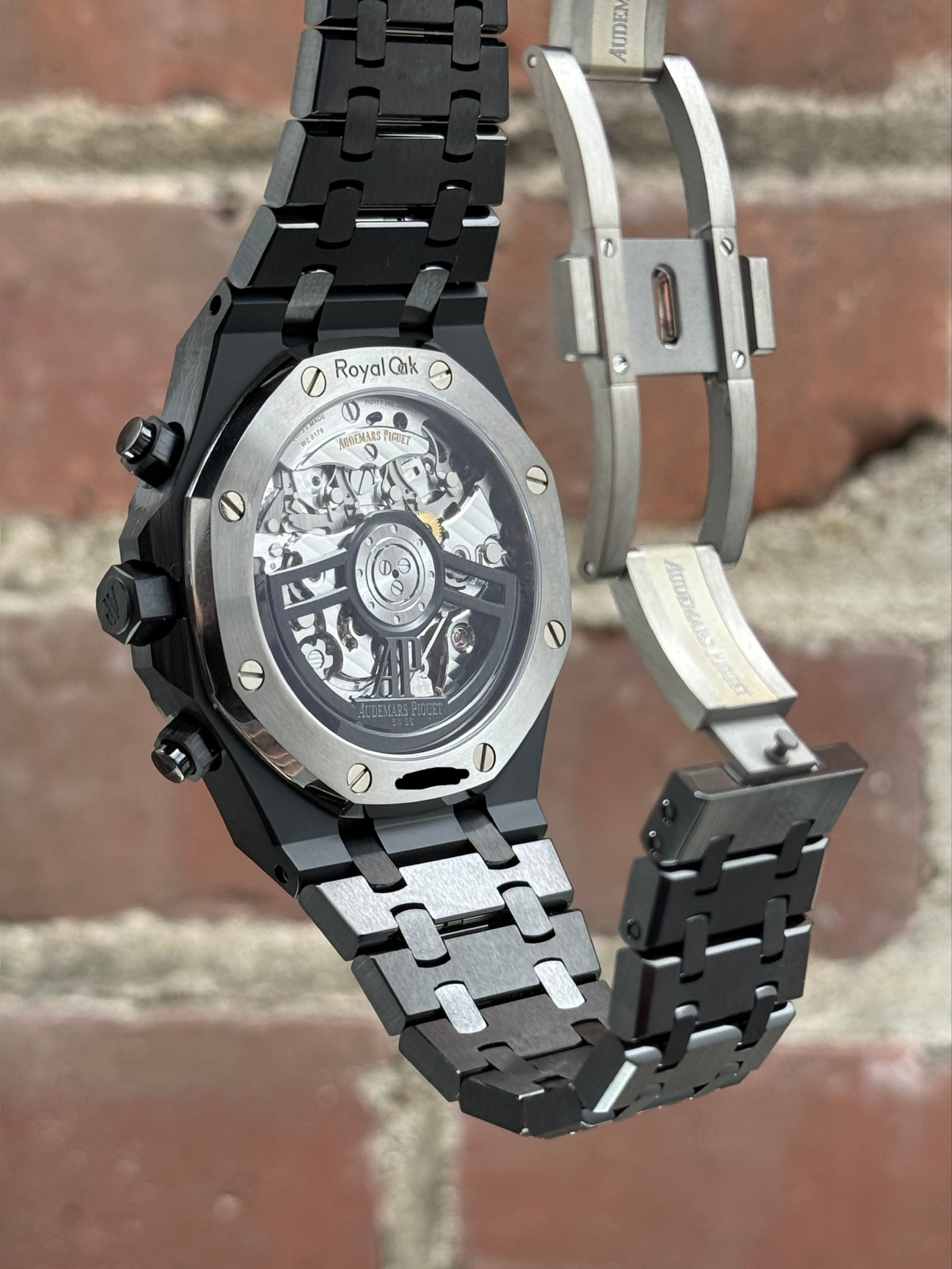 Brand new Audemars Piguet Royal Oak Chronograph 26240CE.OO.1225CE.02 | ceramic black