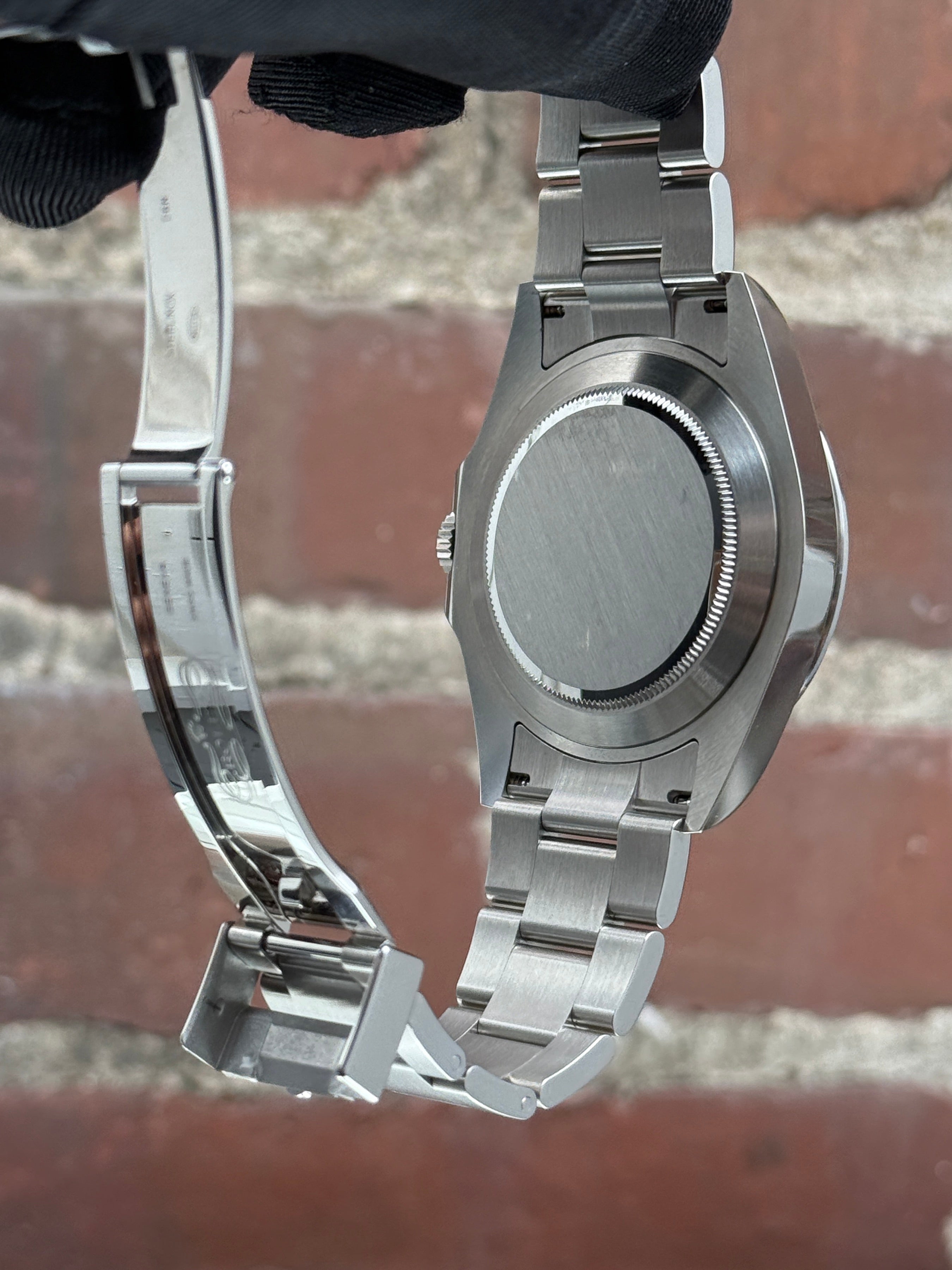 Brand new Rolex Explorer II 226570 | Steel White