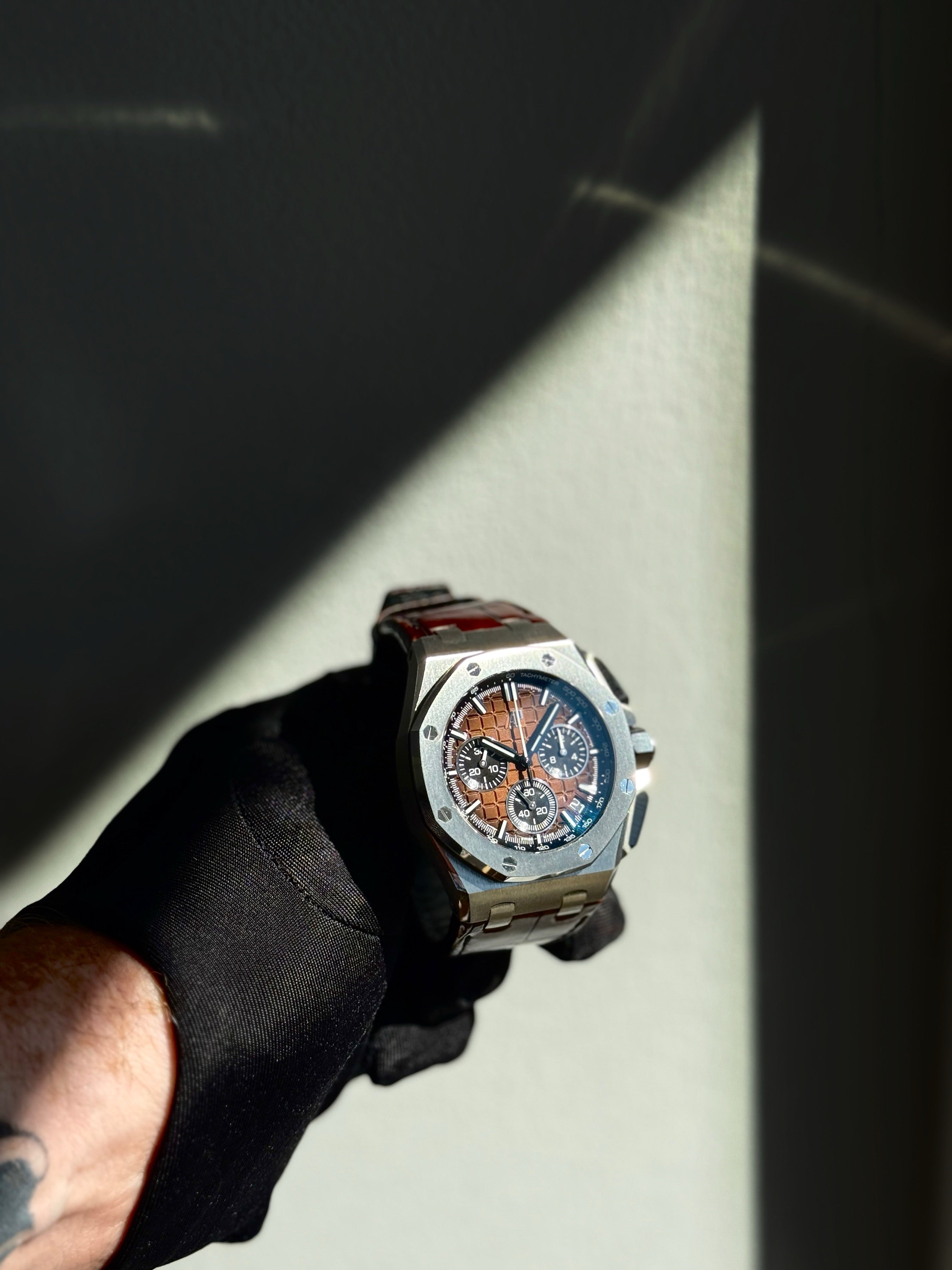 Pre-owned Audemars Piguet Royal Oak Offshore 26420ST.OO.A828CR.01 | Steel Bronze