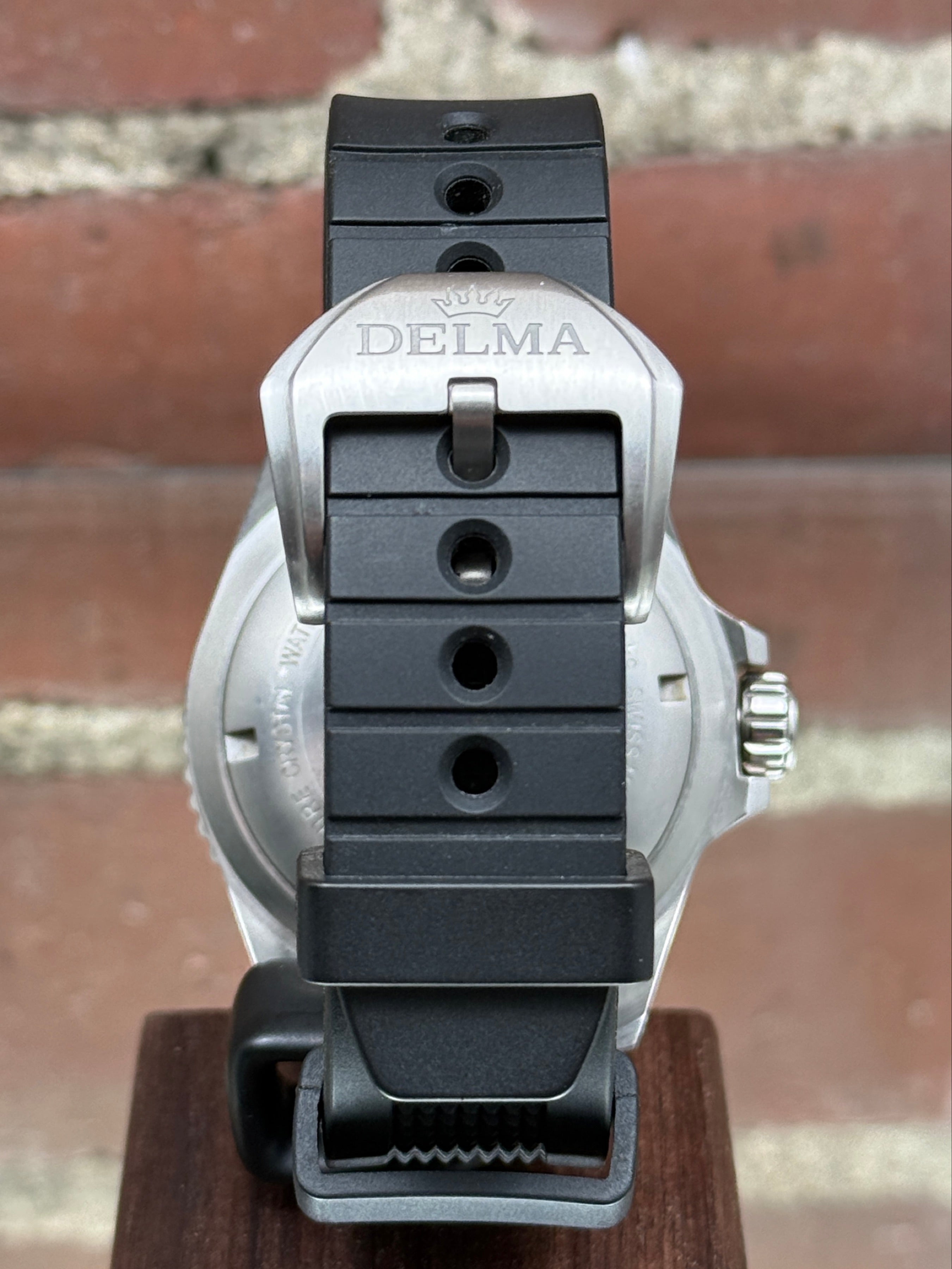 Delma Blue Shark III