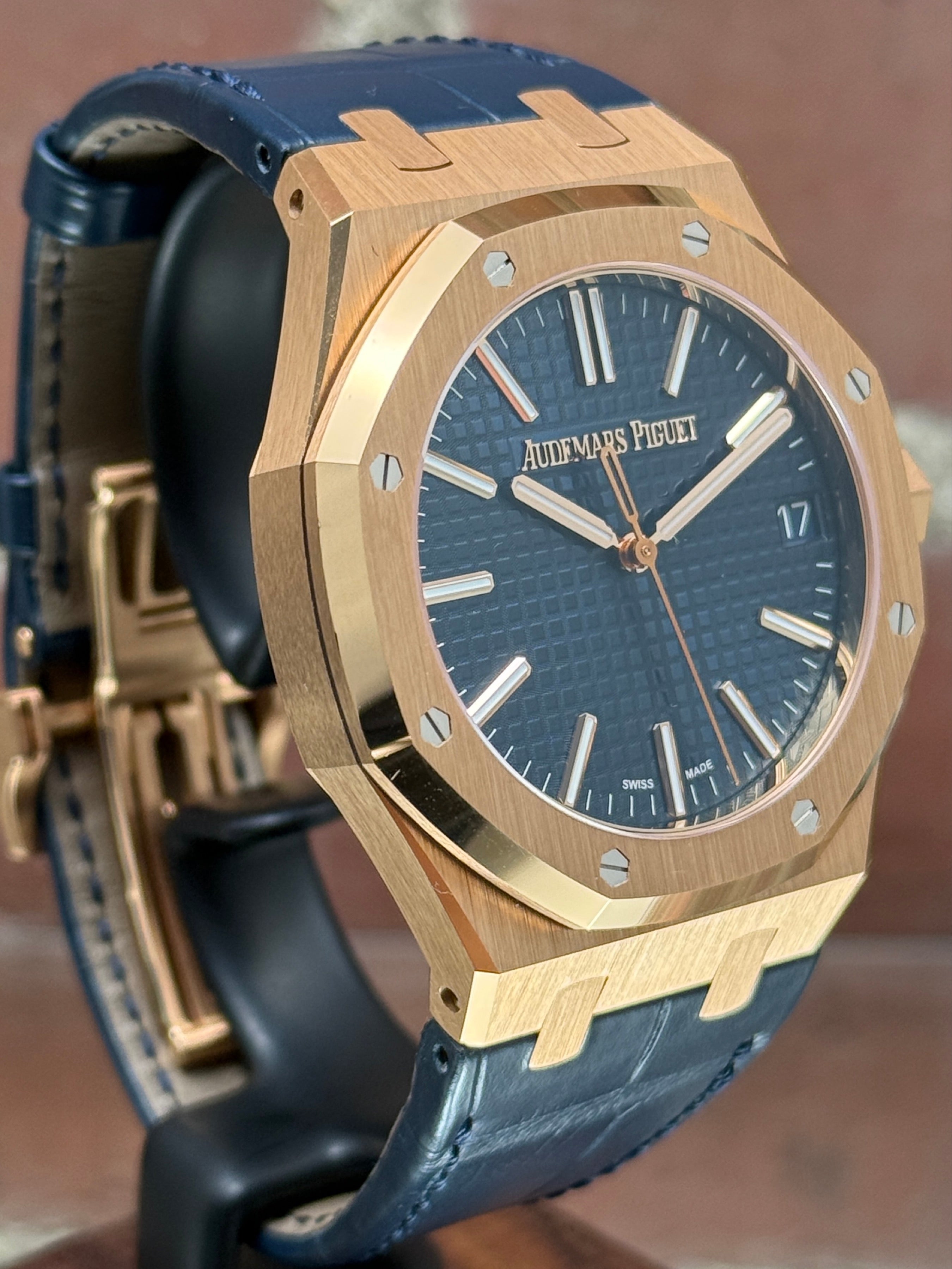 Brand new Audemars Piguet Royal Oak Selfwinding 15510OR.OO.D315CR.02 | pink gold blue