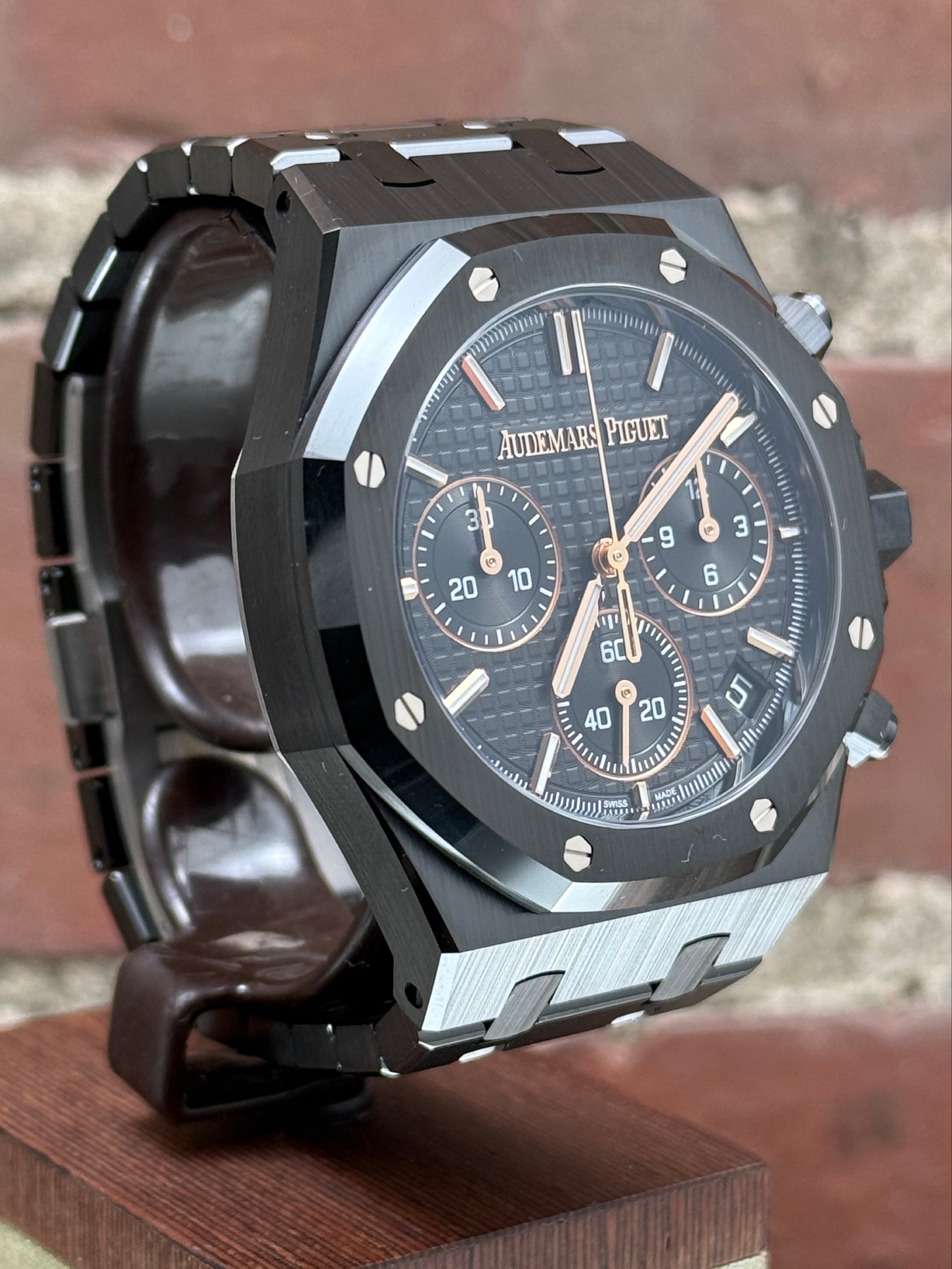 Brand new Audemars Piguet Royal Oak Chronograph 26240CE.OO.1225CE.02 | ceramic black