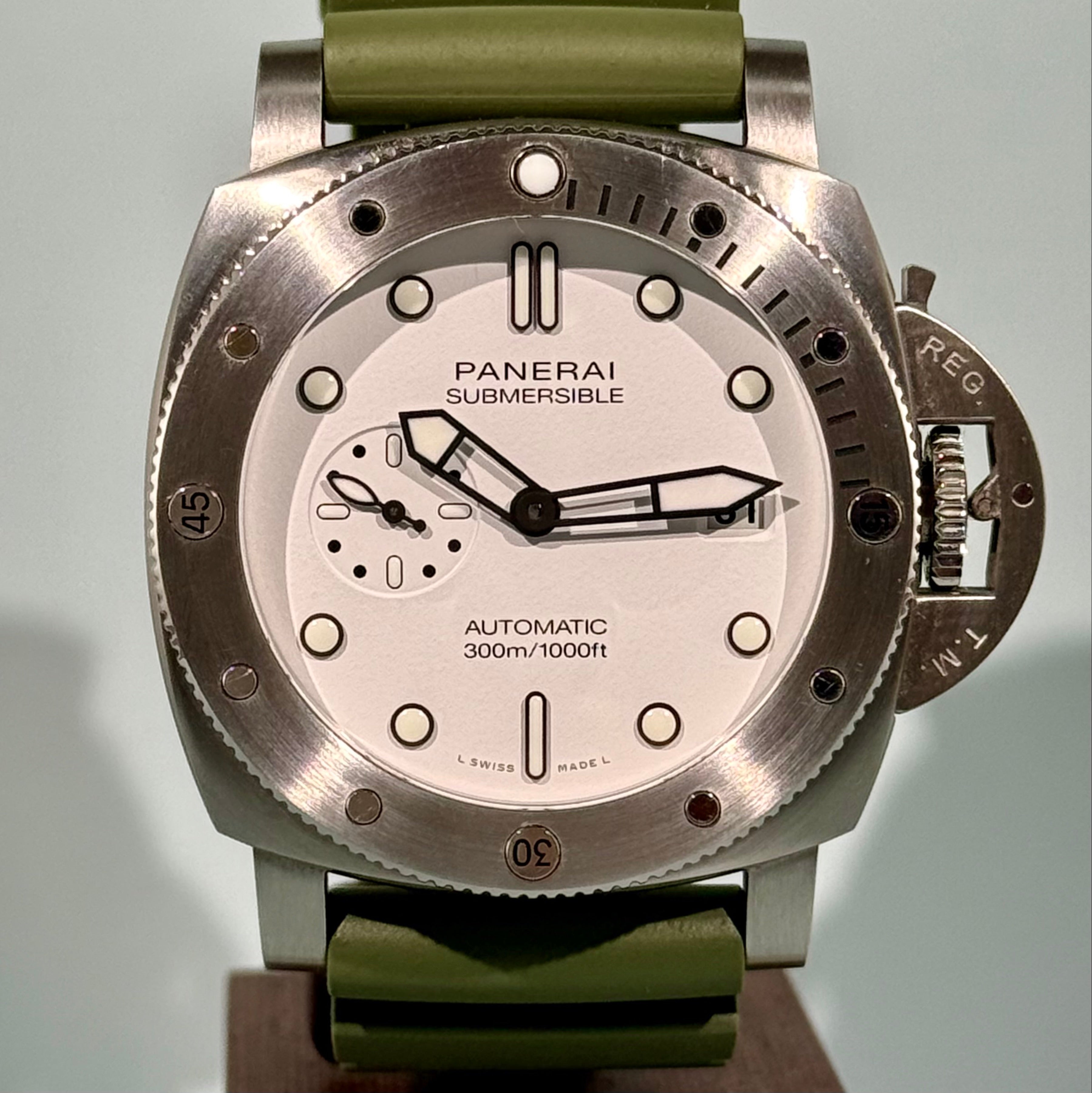 Panerai Submersible Quarantaquattro Bianco