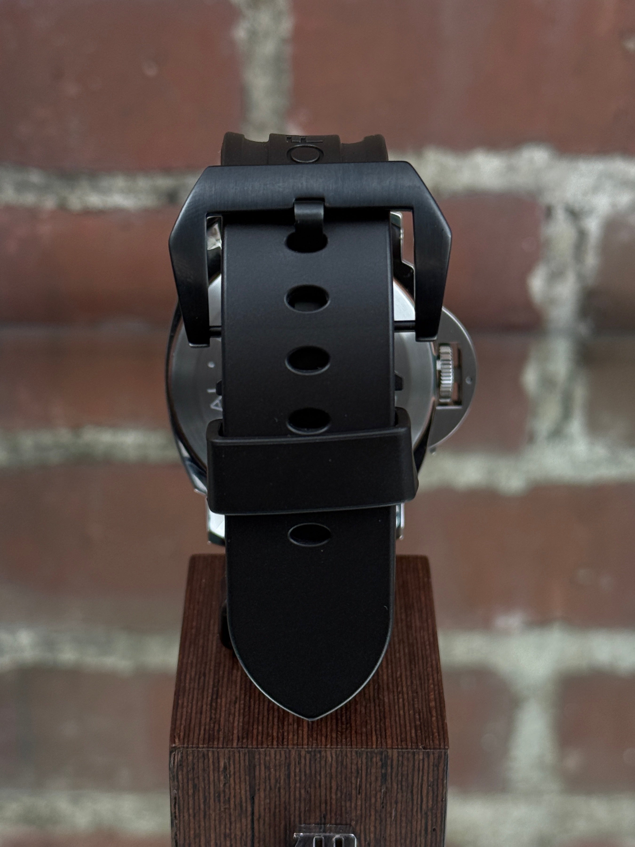 Panerai Luminor Marina Logo Pam00632
