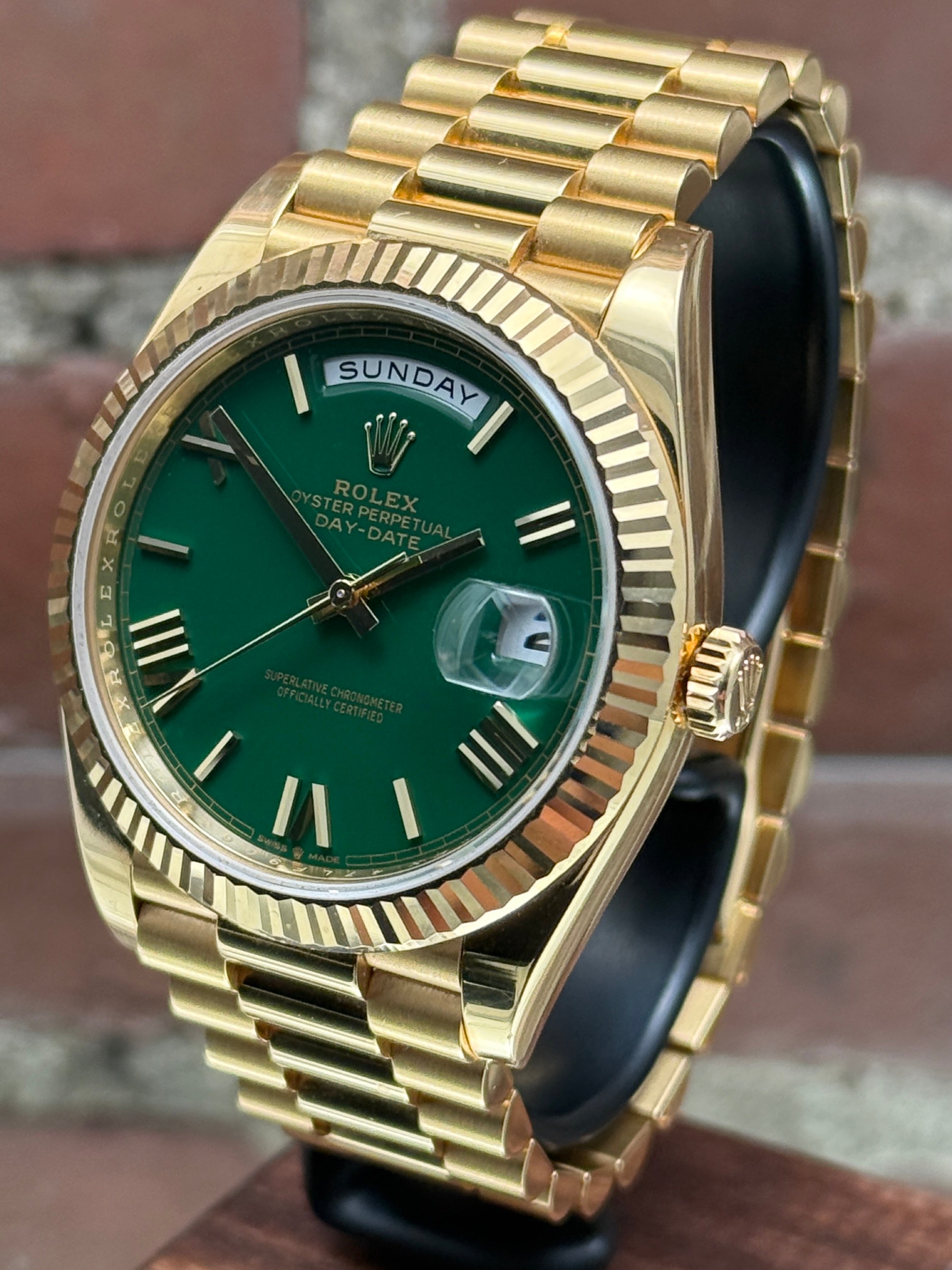 Pre-owned Rolex Day-Date 40 228238 | N/A green