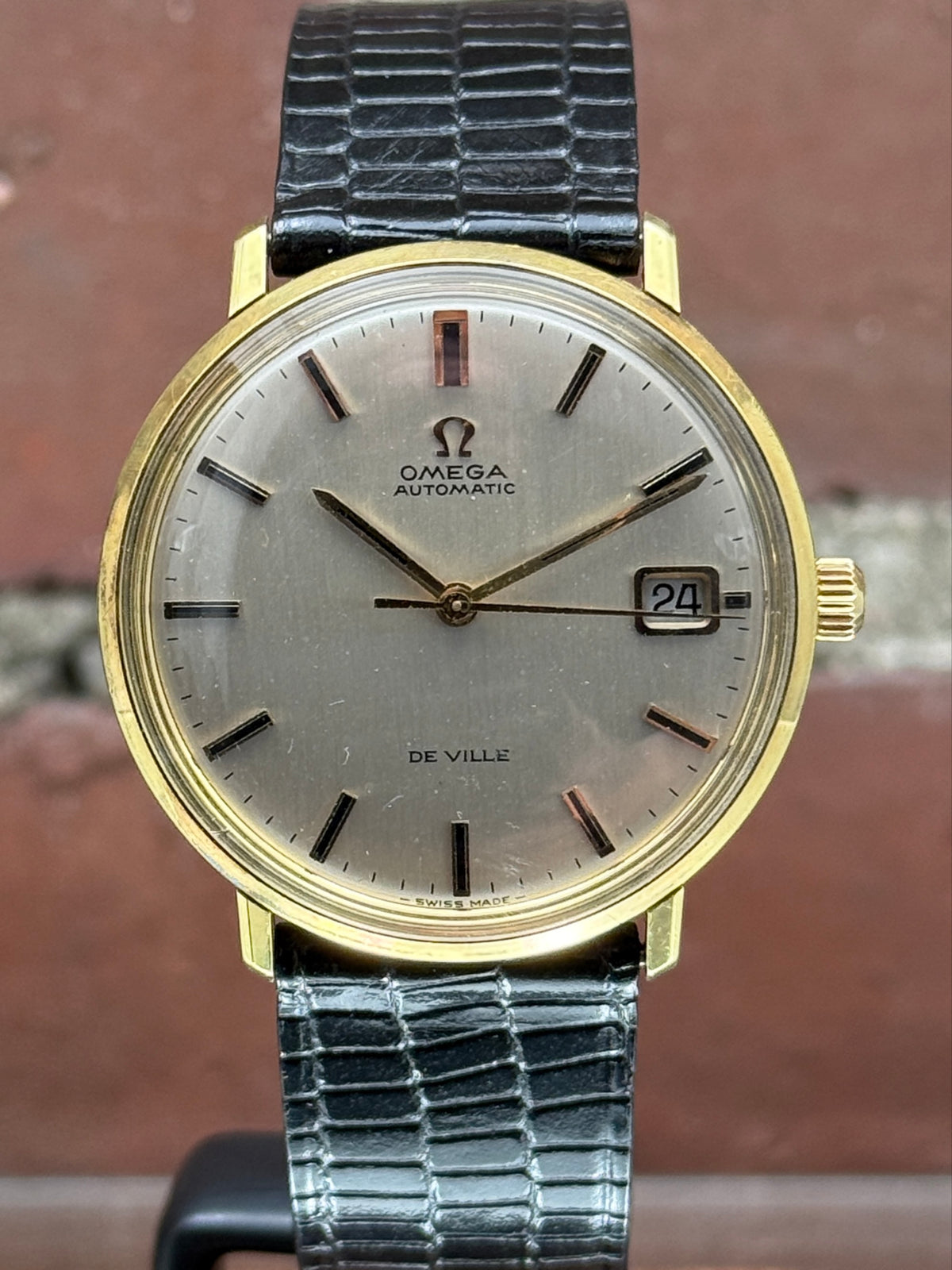 Pre-owned Omega Seamaster Deville 136.020 | Gold and steel Silver