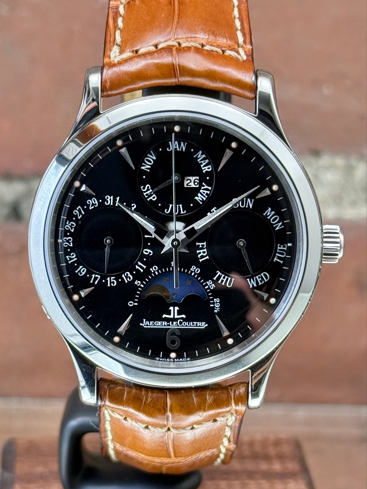 Pre-owned Jaeger-LeCoultre Master Control Perpetual 140.8.80.S | Steel Silver