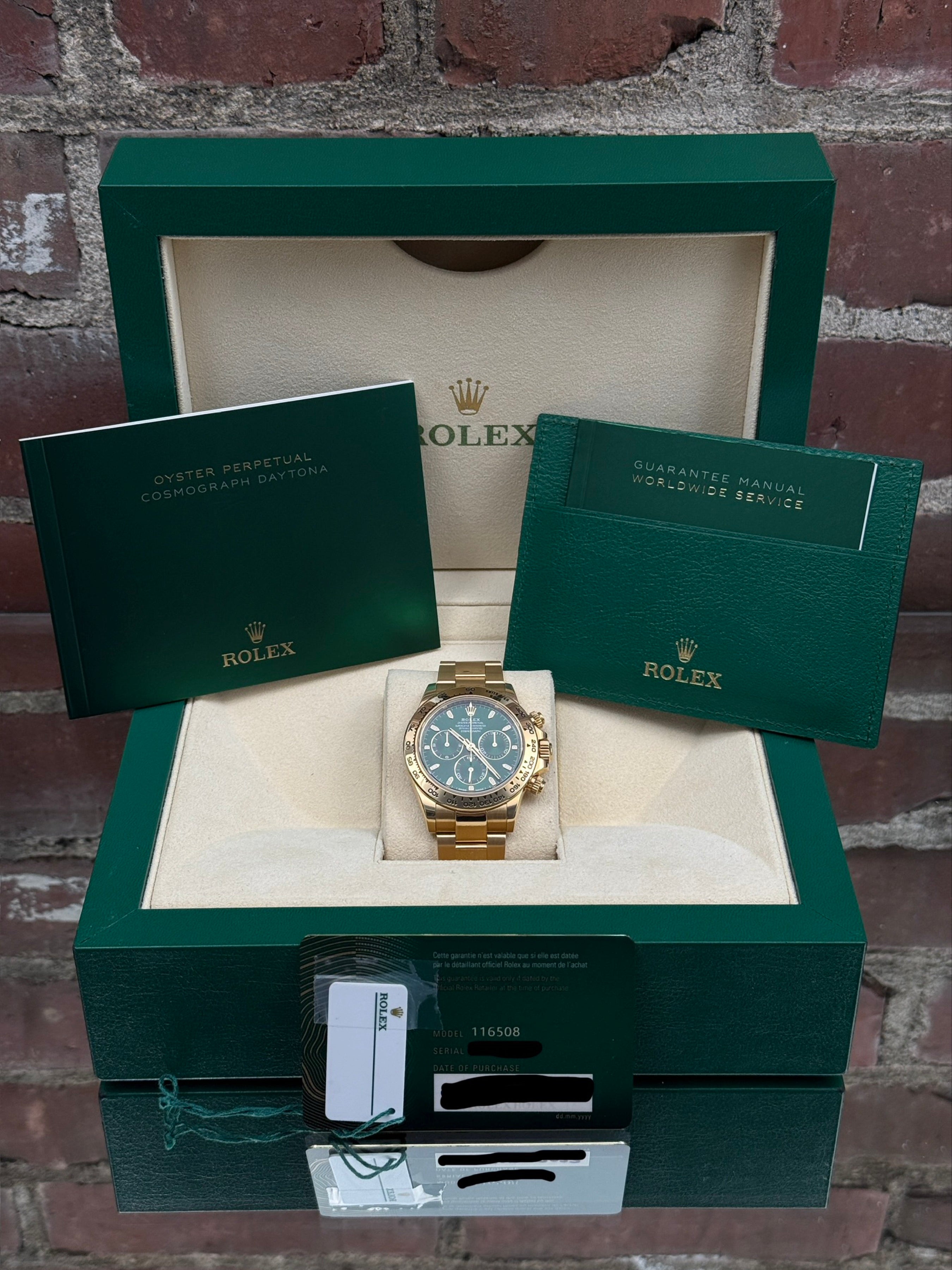 Pre-owned Rolex Daytona 116508 | Yellow gold Green