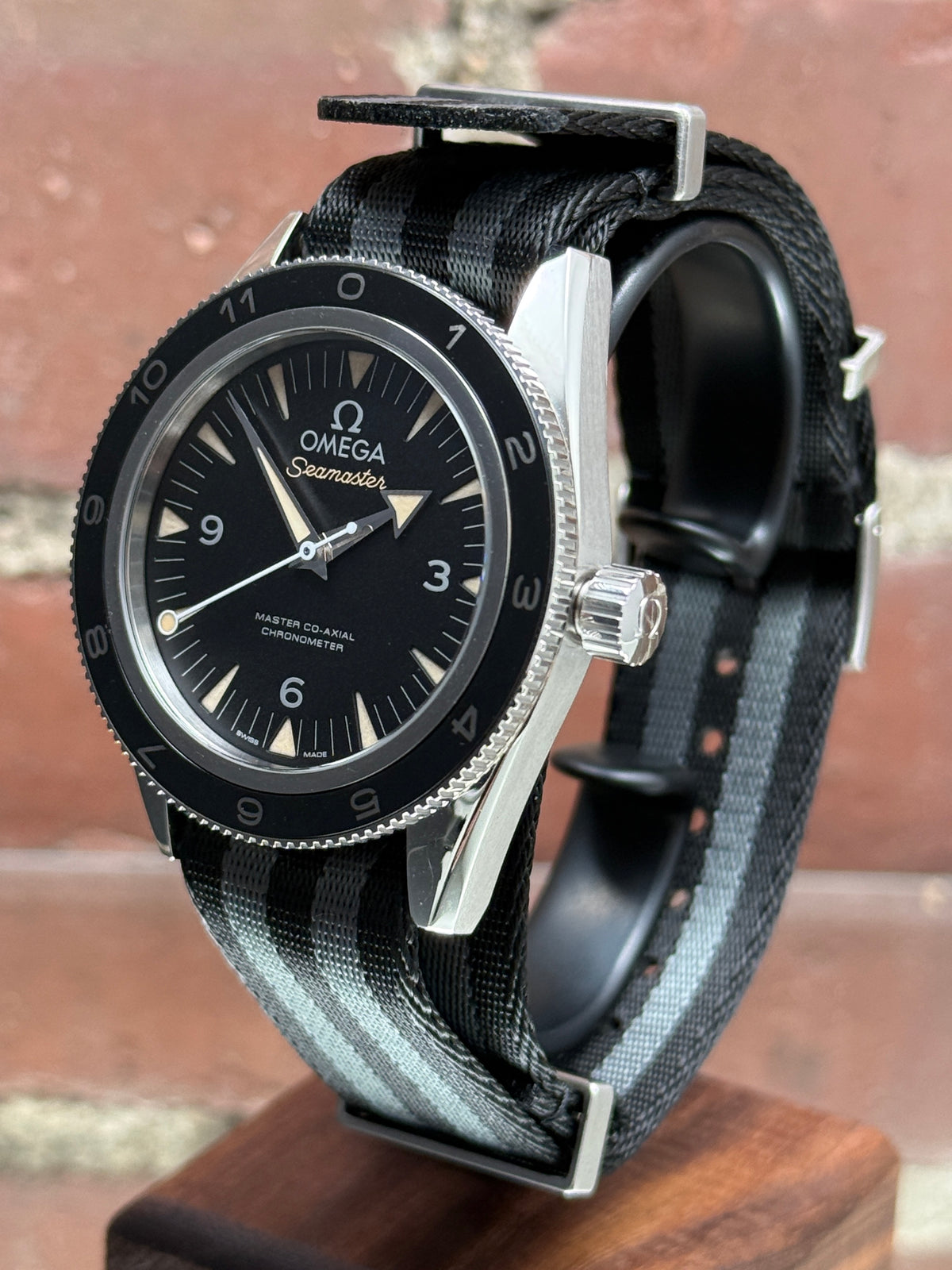 Mint Omega Seamaster 300 Limited Edition Spectre 233.32.41.21.01.001 | Steel Black
