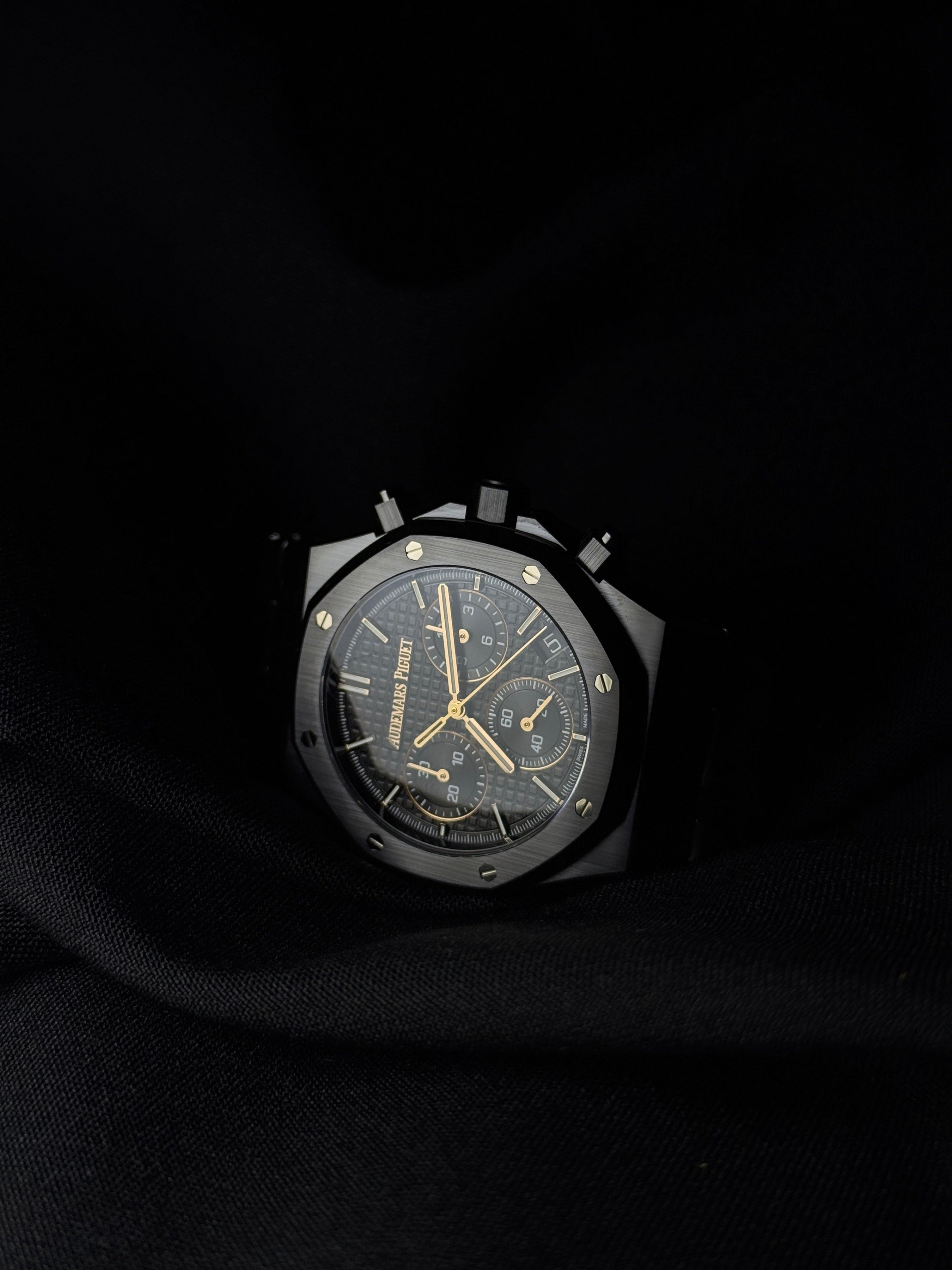 Brand new Audemars Piguet Royal Oak Chronograph 26240CE.OO.1225CE.02 | ceramic black