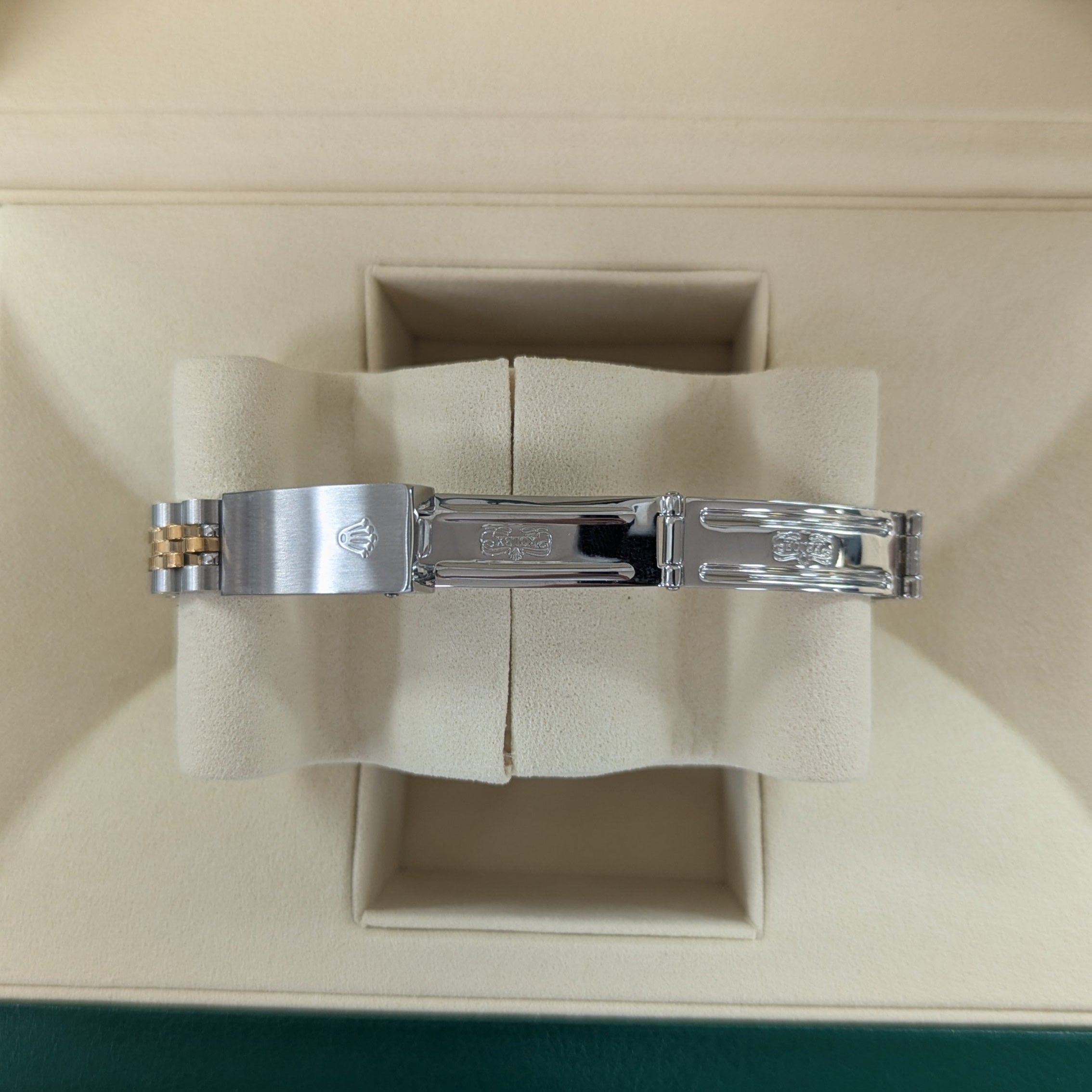 Rolex DateJust 26mm, AM Mother of Pearl Dial (Ref. 6917)