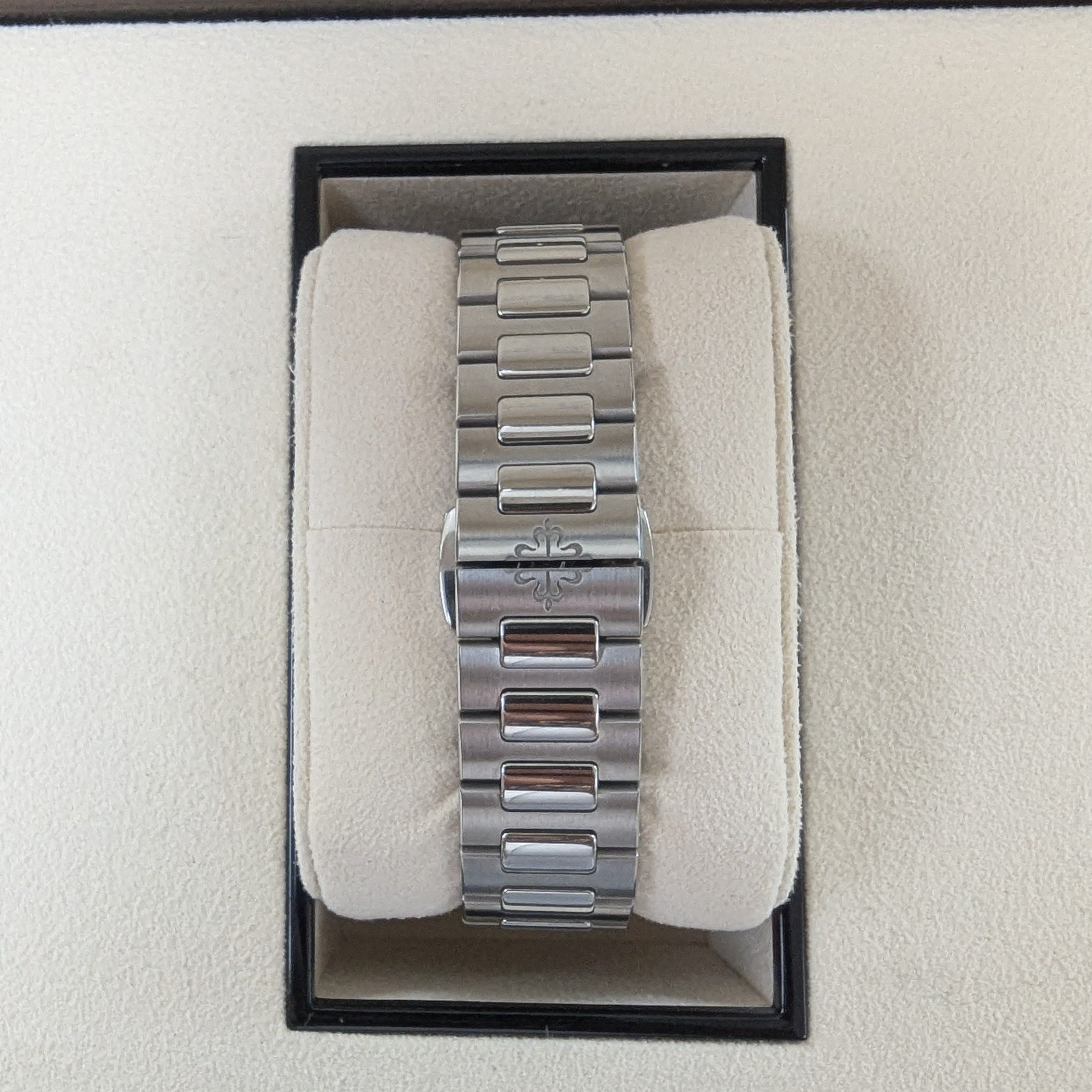 Patek Philippe Nautilus, Ref. 7118/1A, Blue Dial - 2023