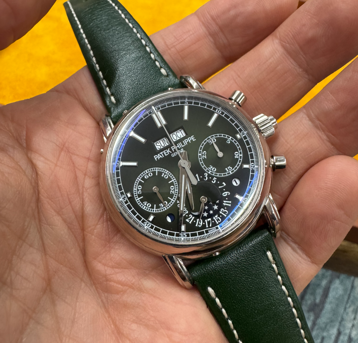 Patek Philippe Grand Complications - Split-Seconds Chronograph - Perpetual Calendar Olive Green Dial 5204G-001