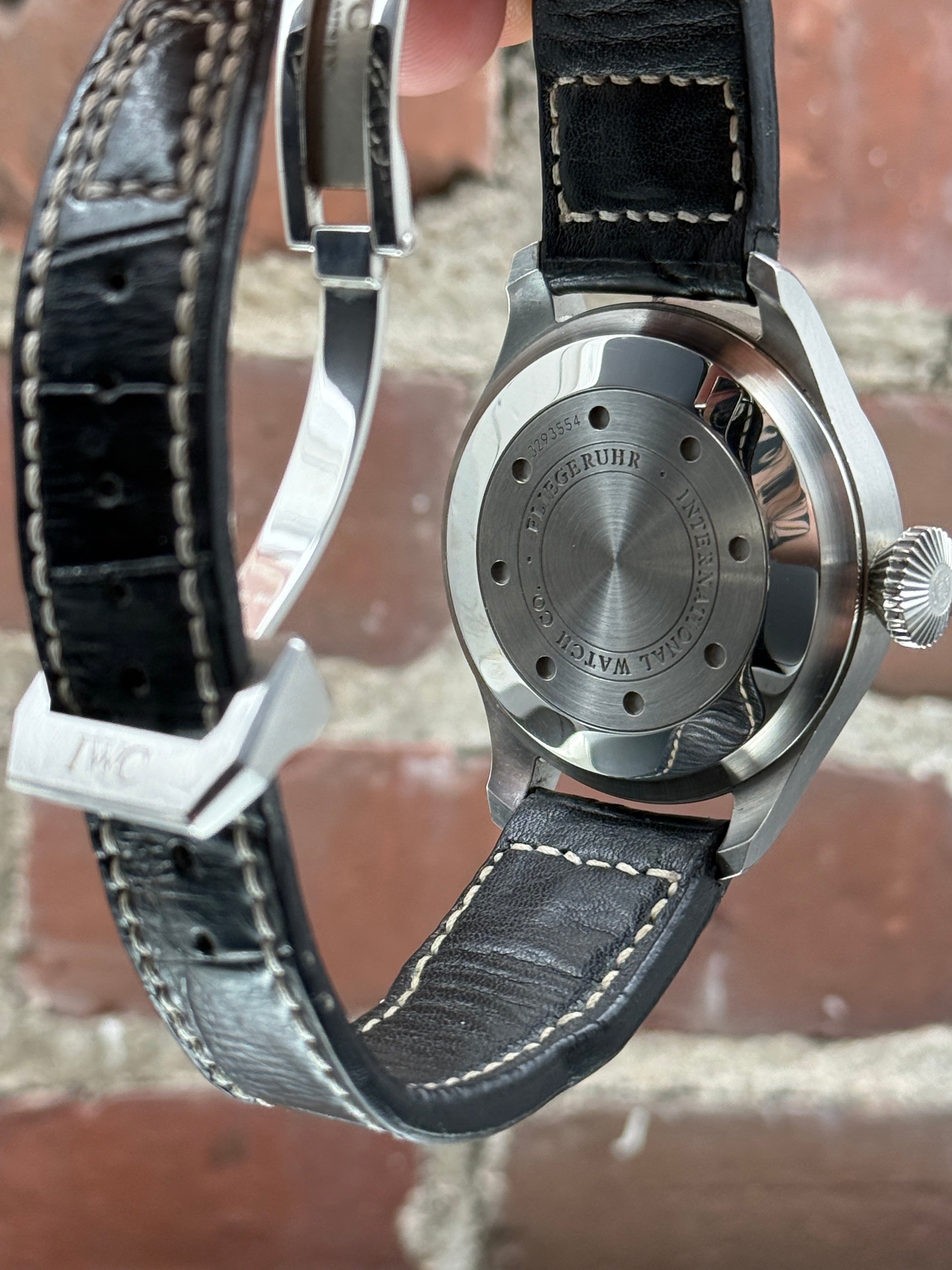 Pre-owned IWC Big Pilot IW500901 | Steel Black