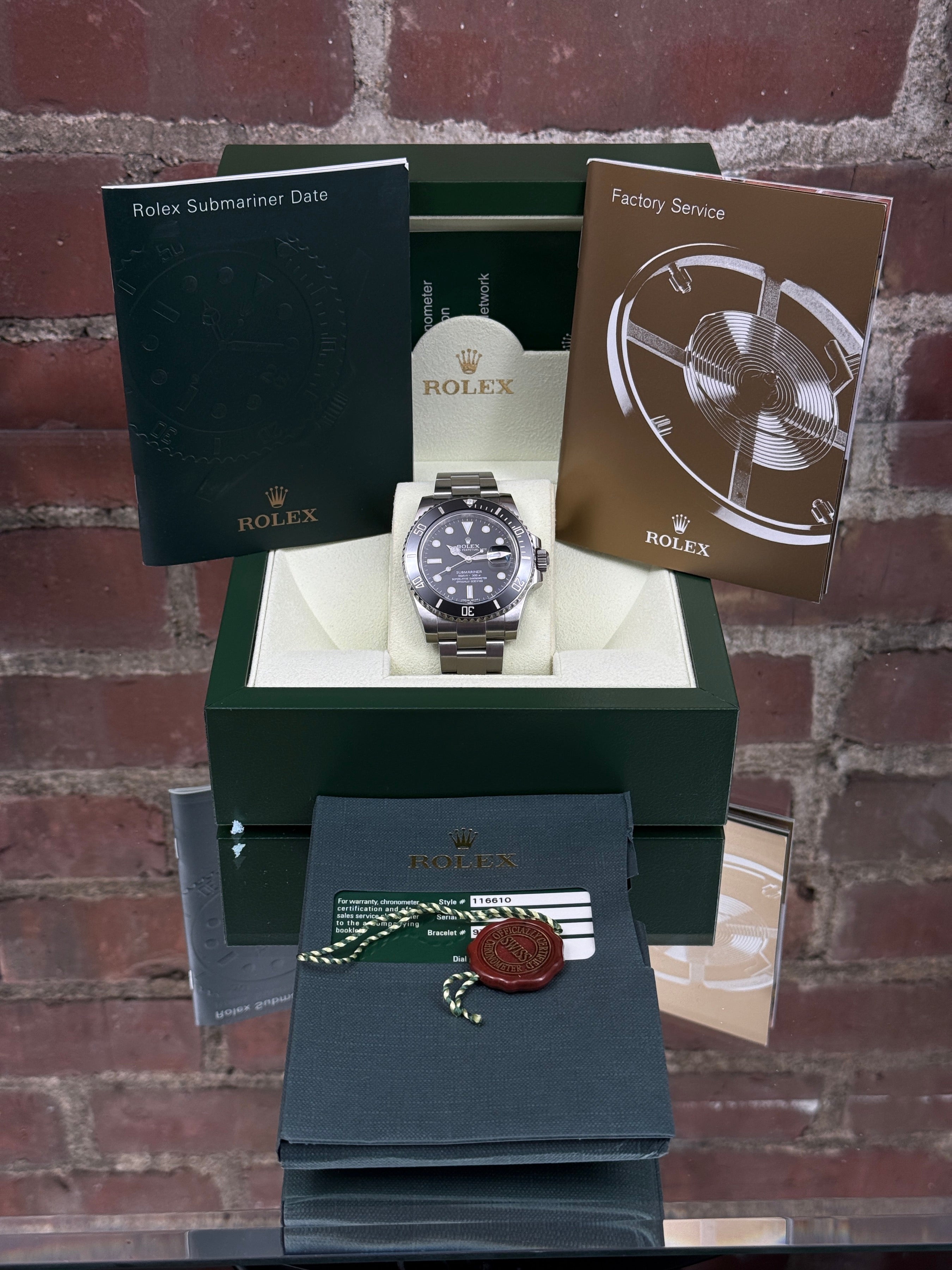 Rolex Submariner Date