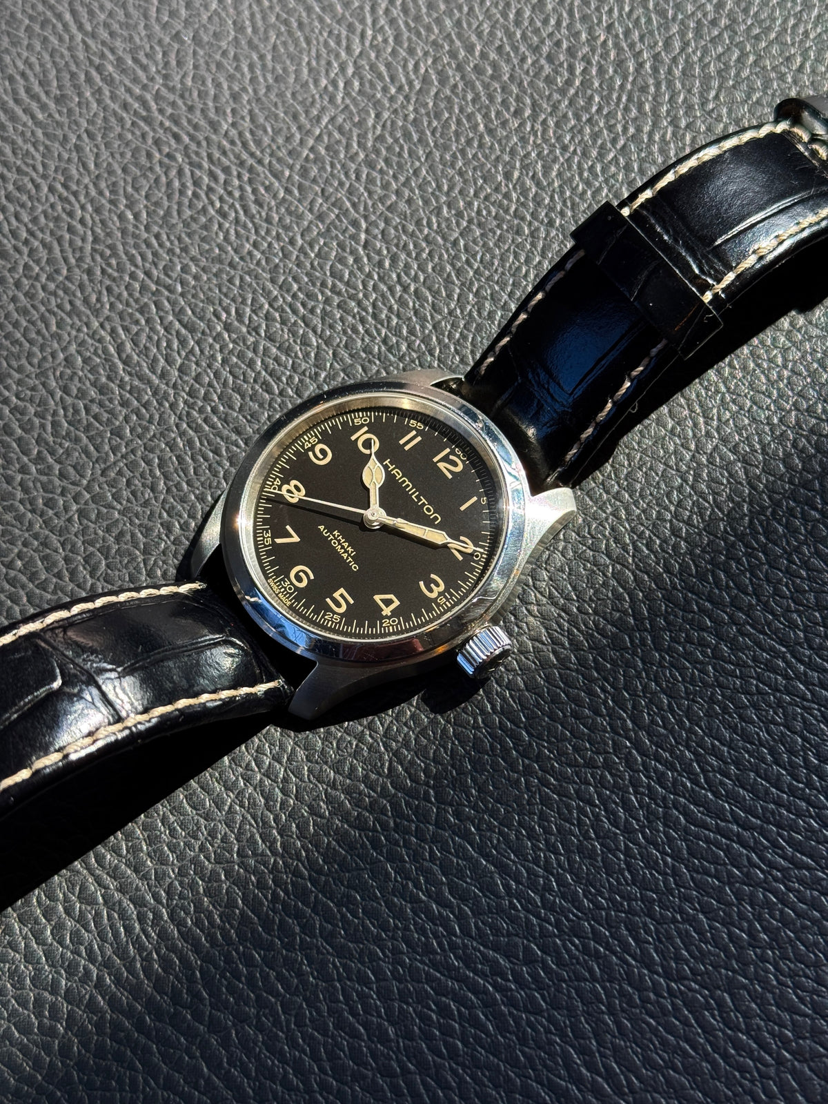 Pre-owned Hamilton Khaki Field Murph 38mm H70405730 | Steel Black
