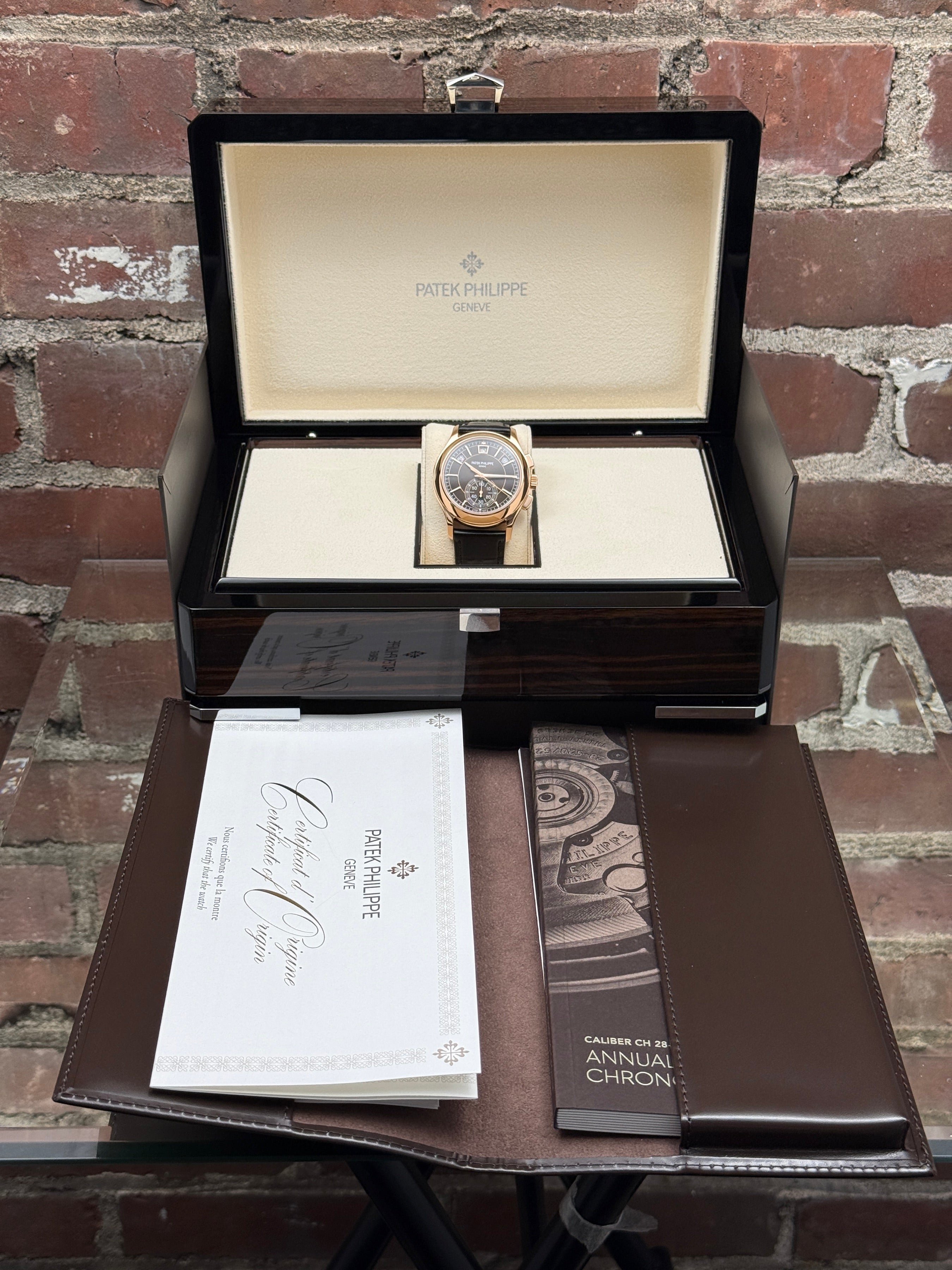 Pre-owned Patek Philippe Flyback Chronograph Annual Calendar 5905r-010 18kt 5905R-010 | pink gold black