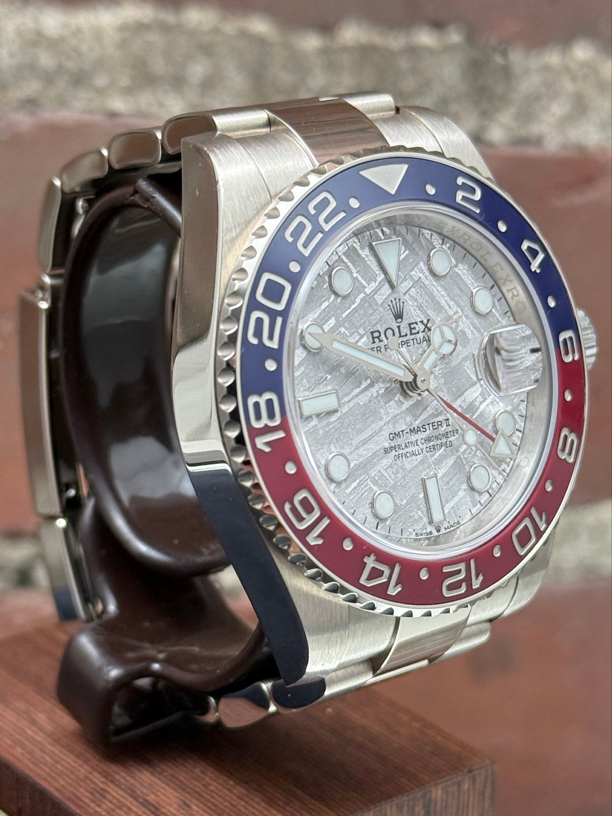 Pre-owned Rolex GMT-Master II 126719BLRO | White gold Grey