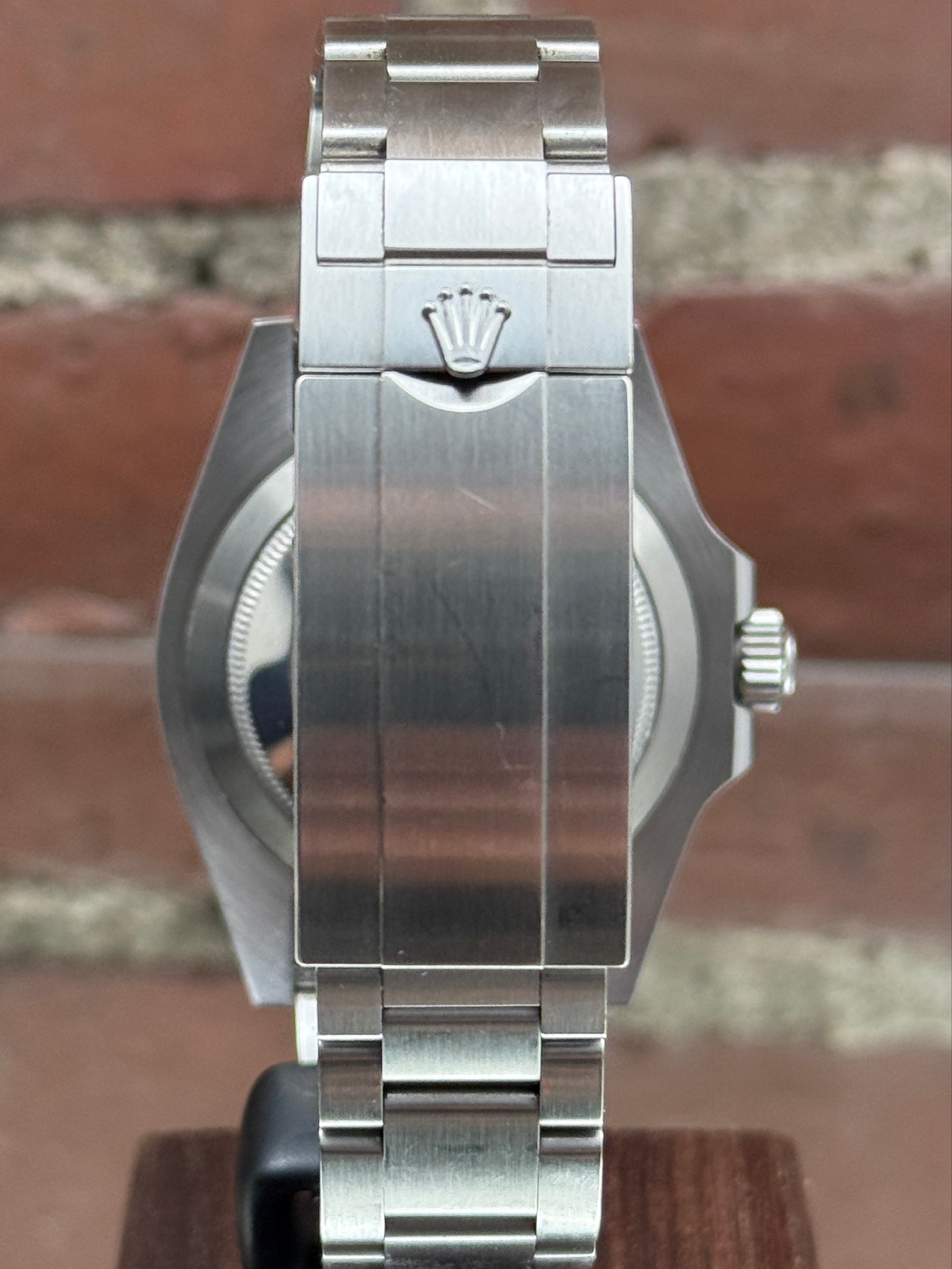 Pre-owned Rolex Submariner 124060 | steel black