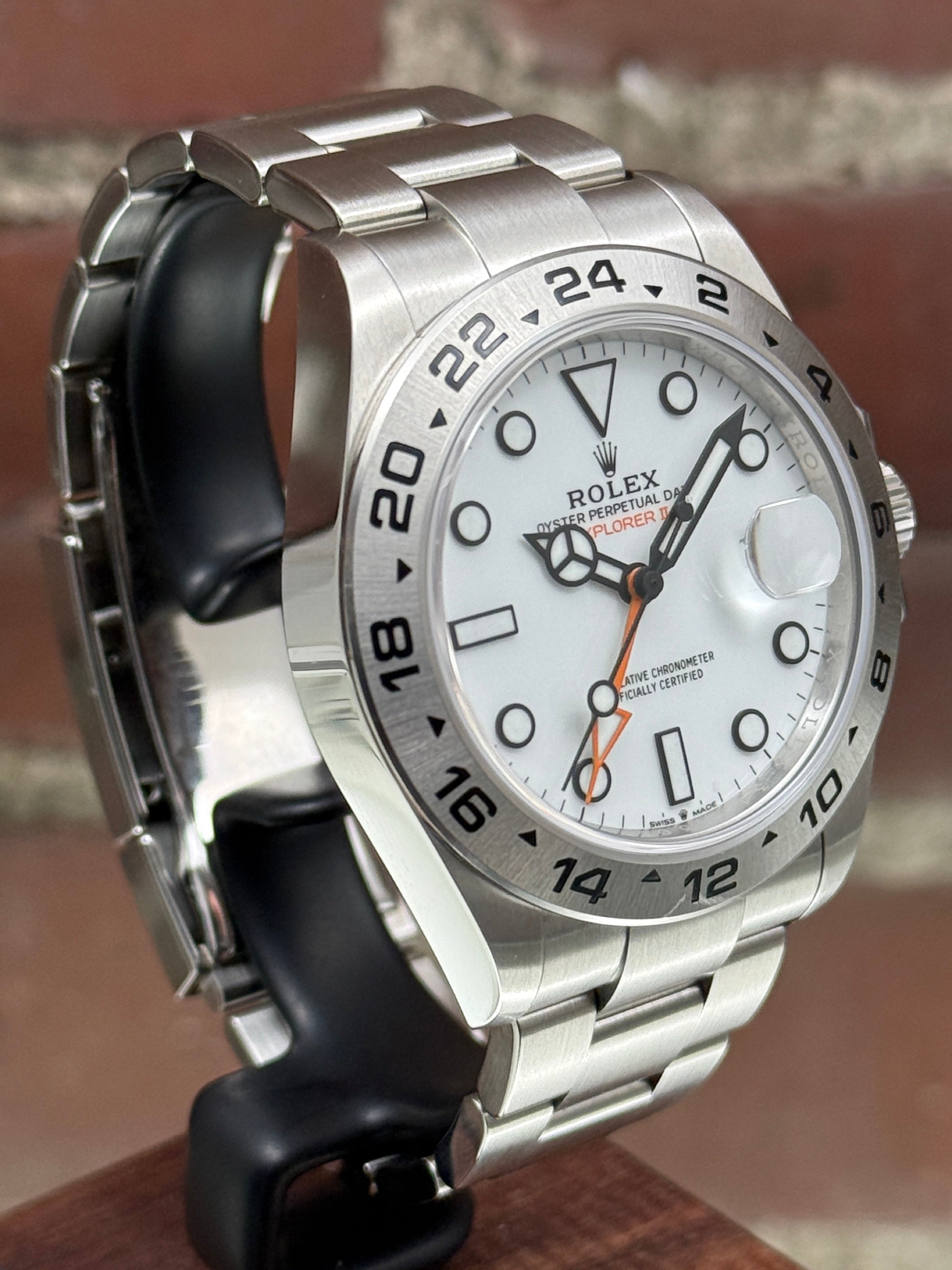 Brand new Rolex Explorer II 226570 | Steel White