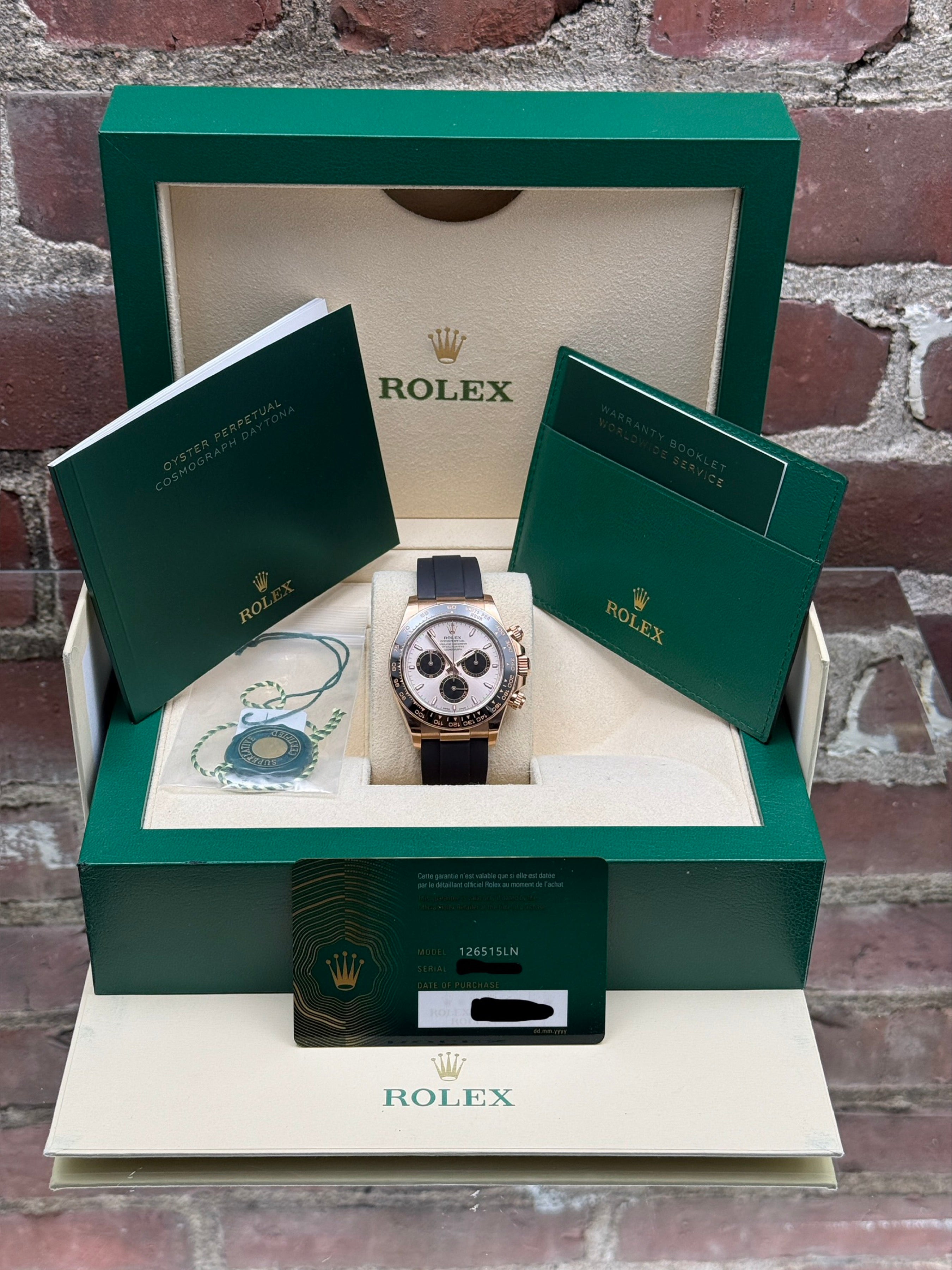 Pre-owned Rolex Cosmograph Daytona 126515LN | pink gold sunburst