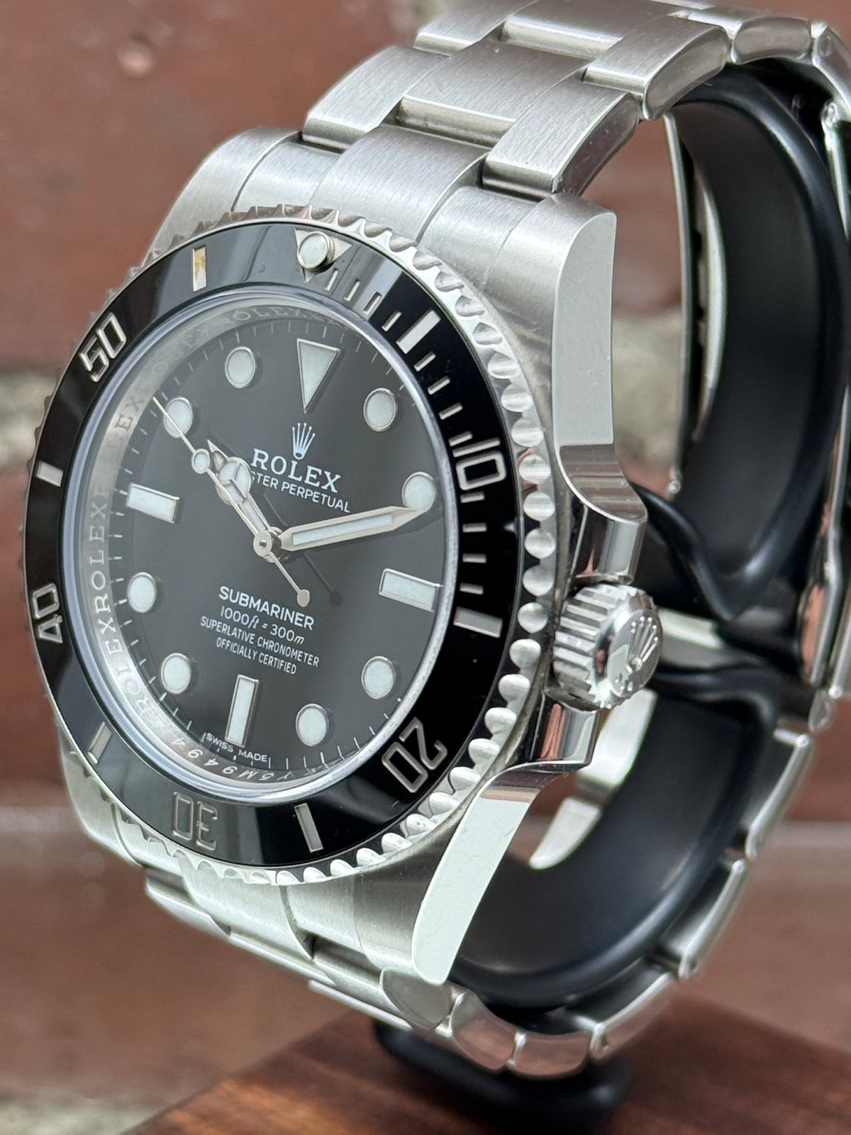 Pre-owned Rolex Submariner 114060 | Steel Black