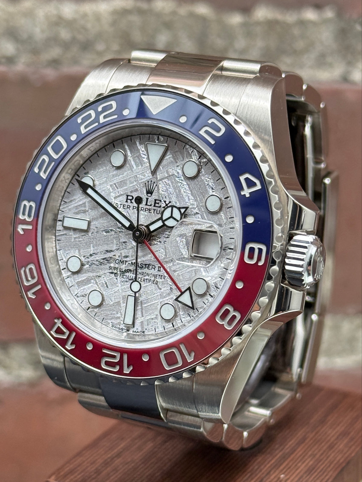 Pre-owned Rolex GMT-Master II 126719BLRO | White gold Grey