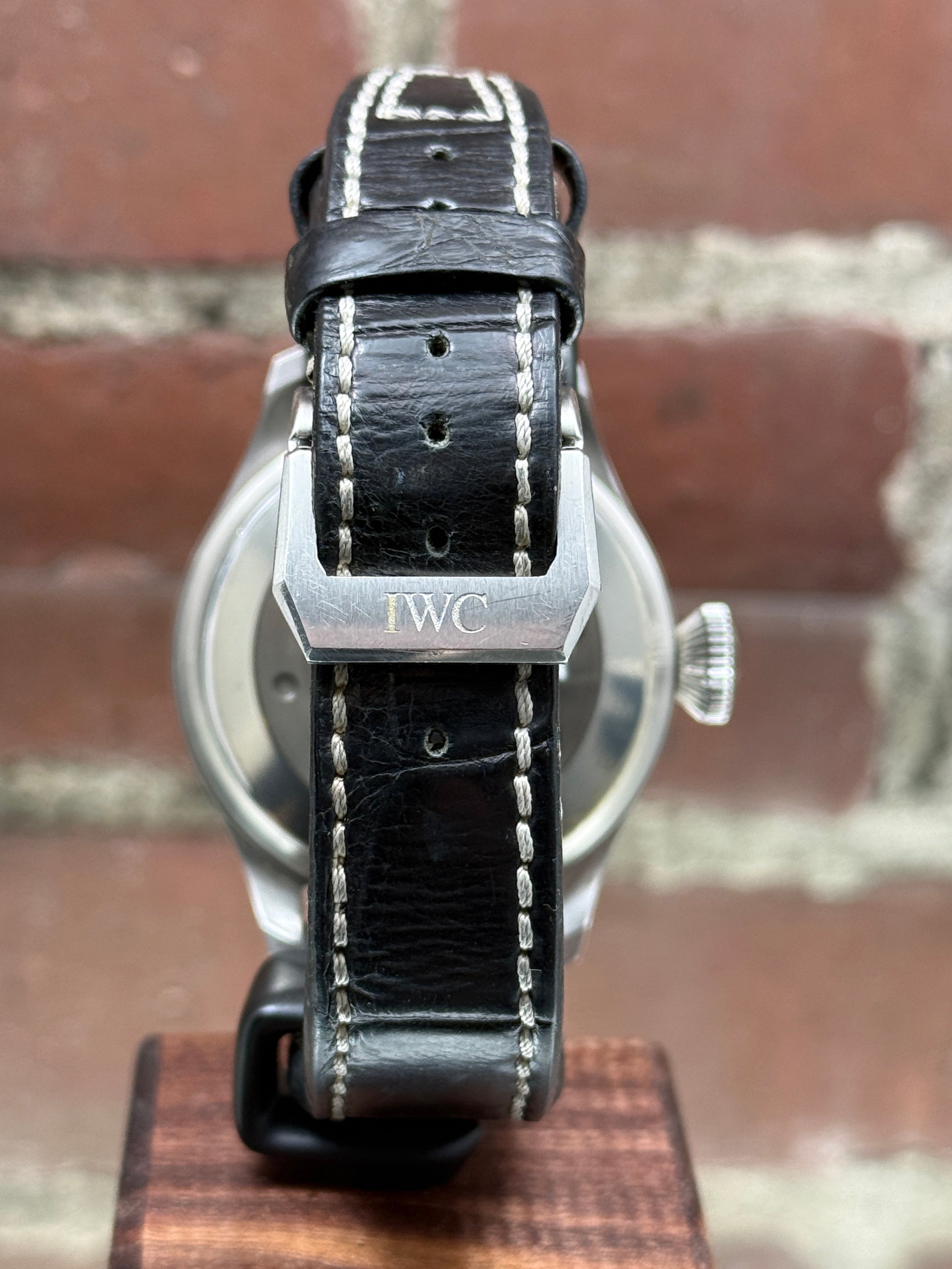Pre-owned IWC Big Pilot IW500901 | Steel Black