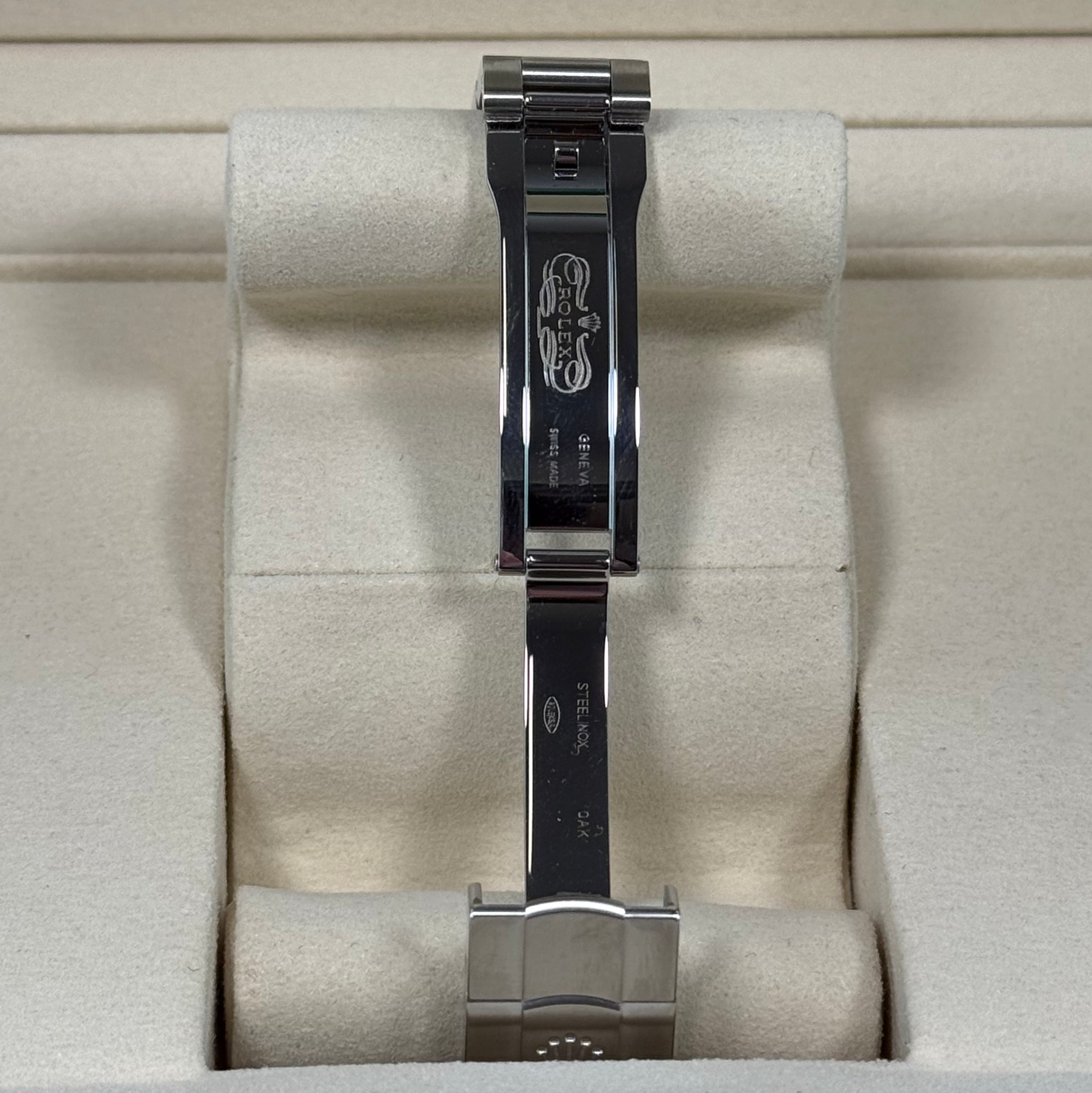 Rolex Oyster Perpetual 31 Black Dial 277200