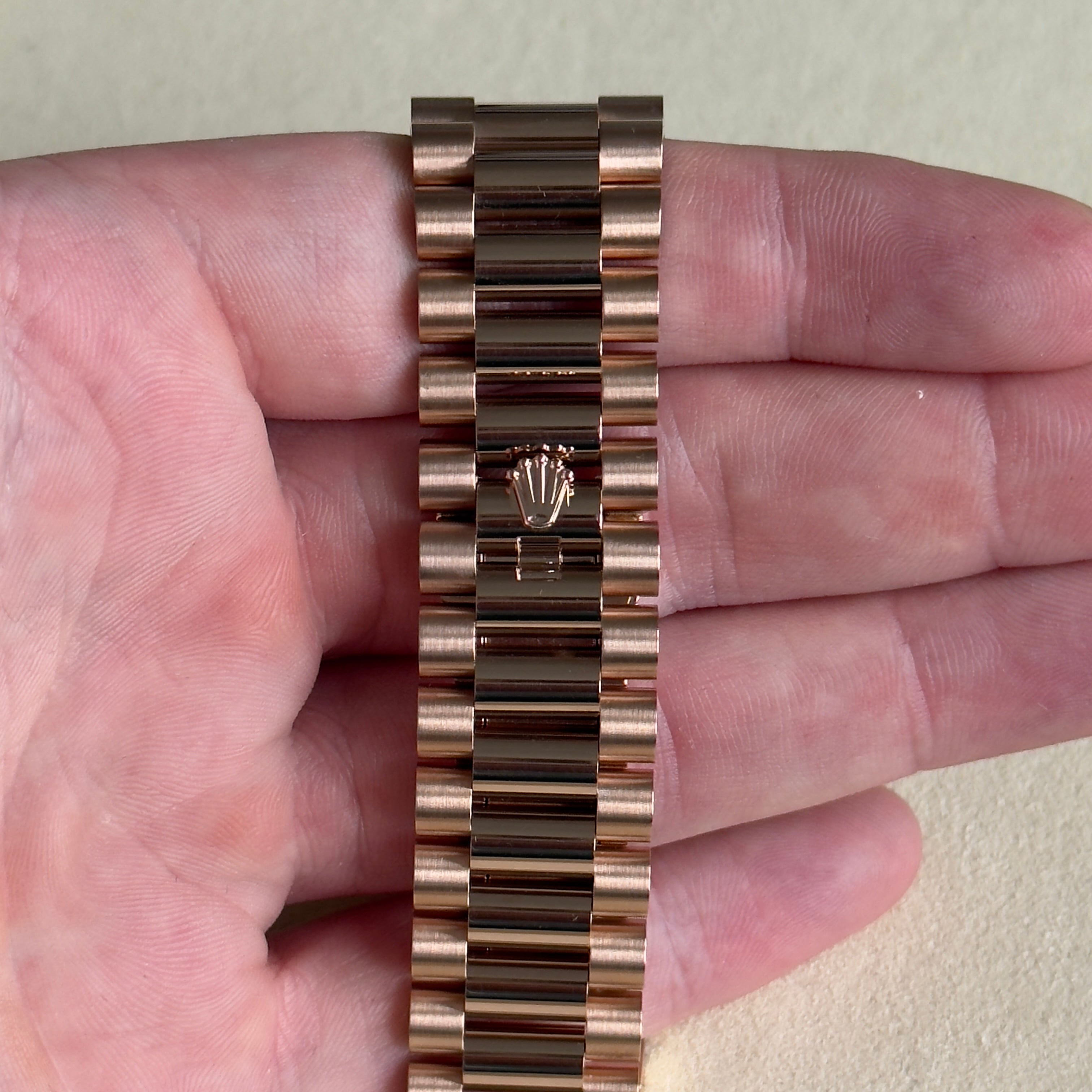 Rolex Day-Date 40 Olive Green Roman Dial 228235