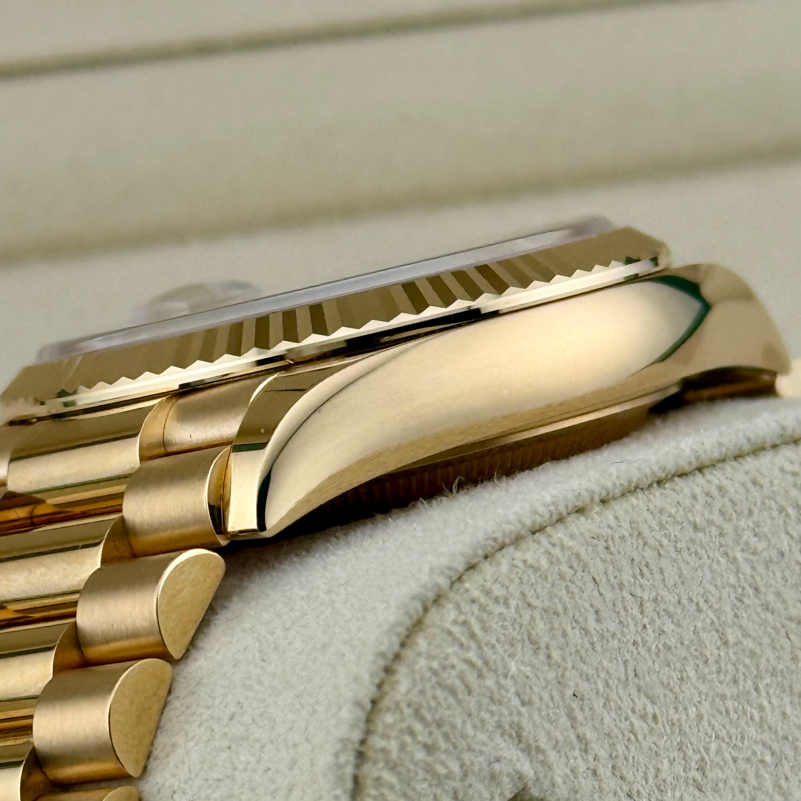 Rolex Day-Date 36 Champagne Index Dial 128238