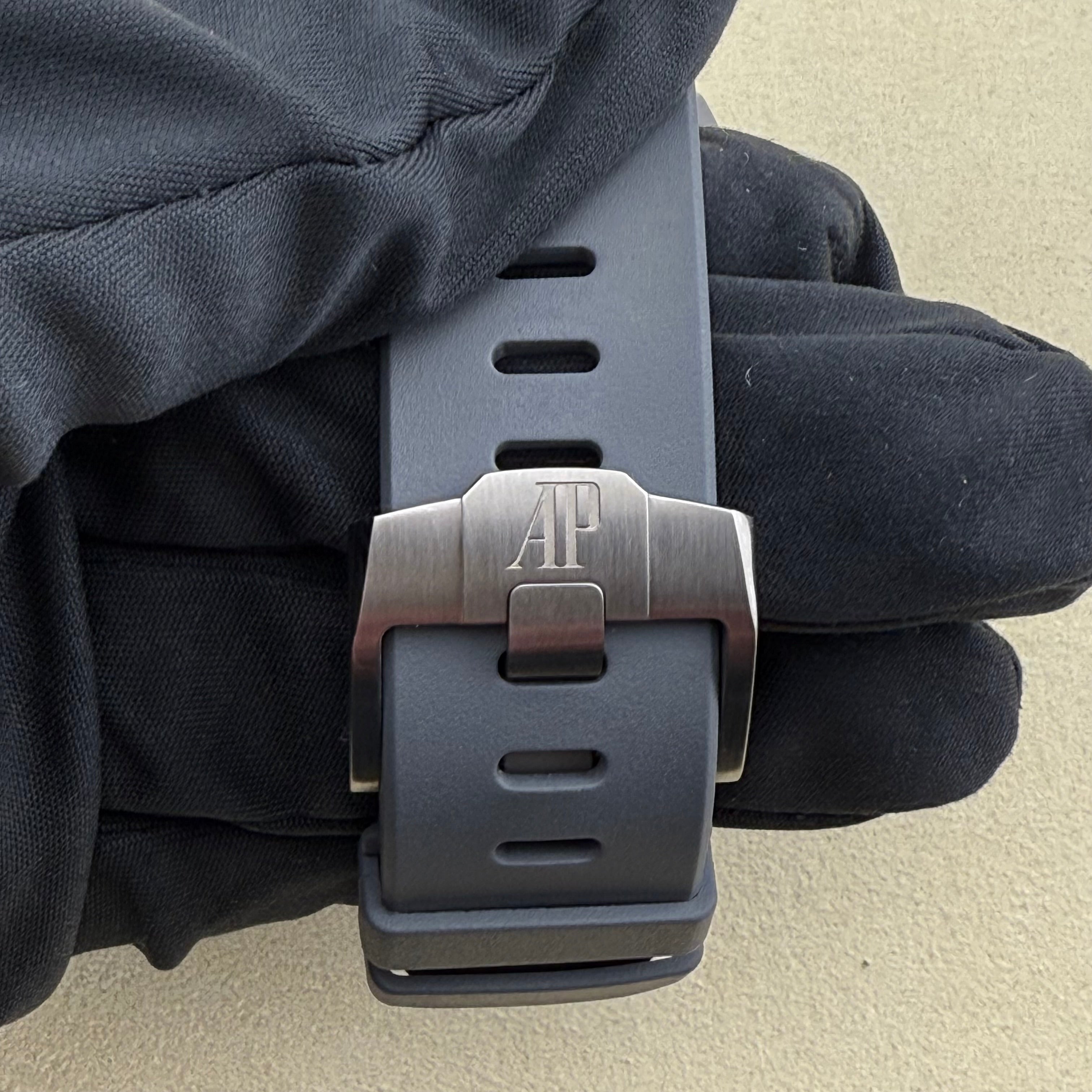 Audemars Piguet Royal Oak Offshore Chronograph Grey Dial 26420IO.OO.A009CA.01