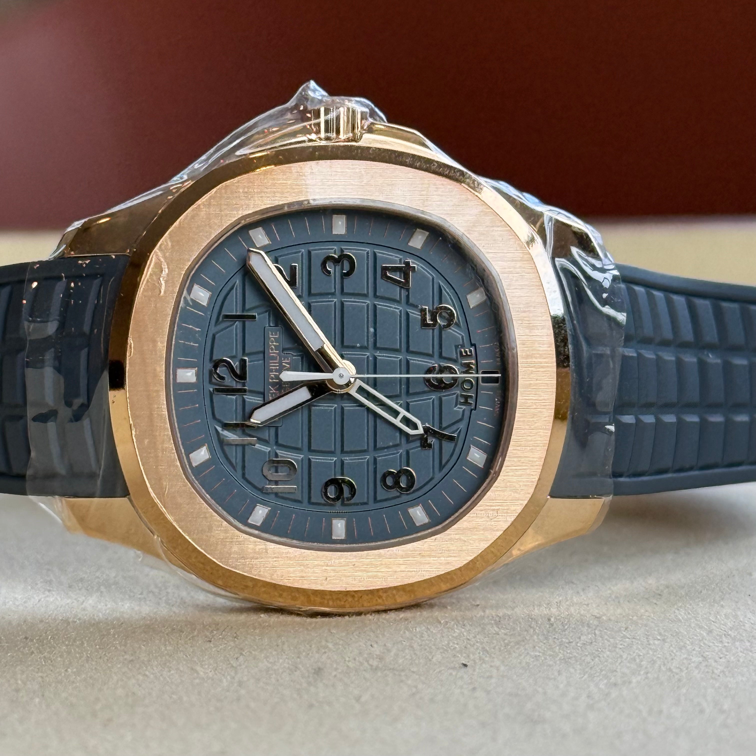 Patek Philippe Aquanaut Travel Time Blue Dial 5269R-001