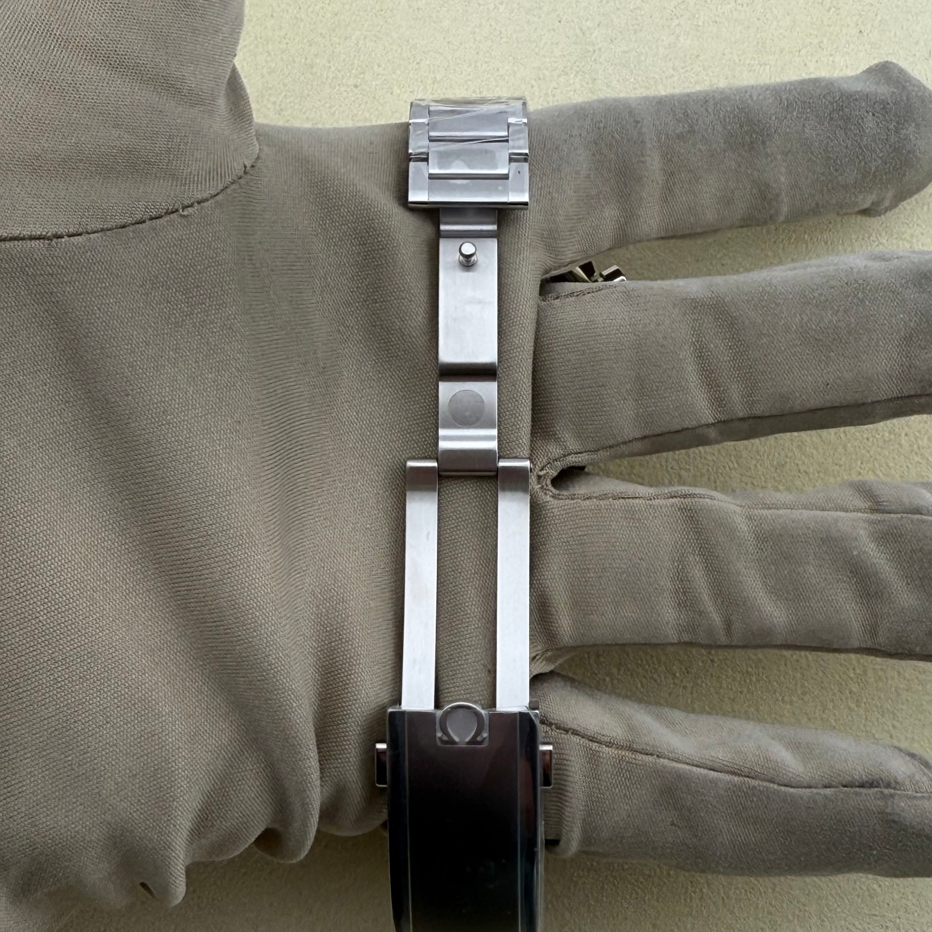 Omega Speedmaster '57 Co-Axial Master Chronometer Chronograph Green Dial 332.10.41.51.10.001