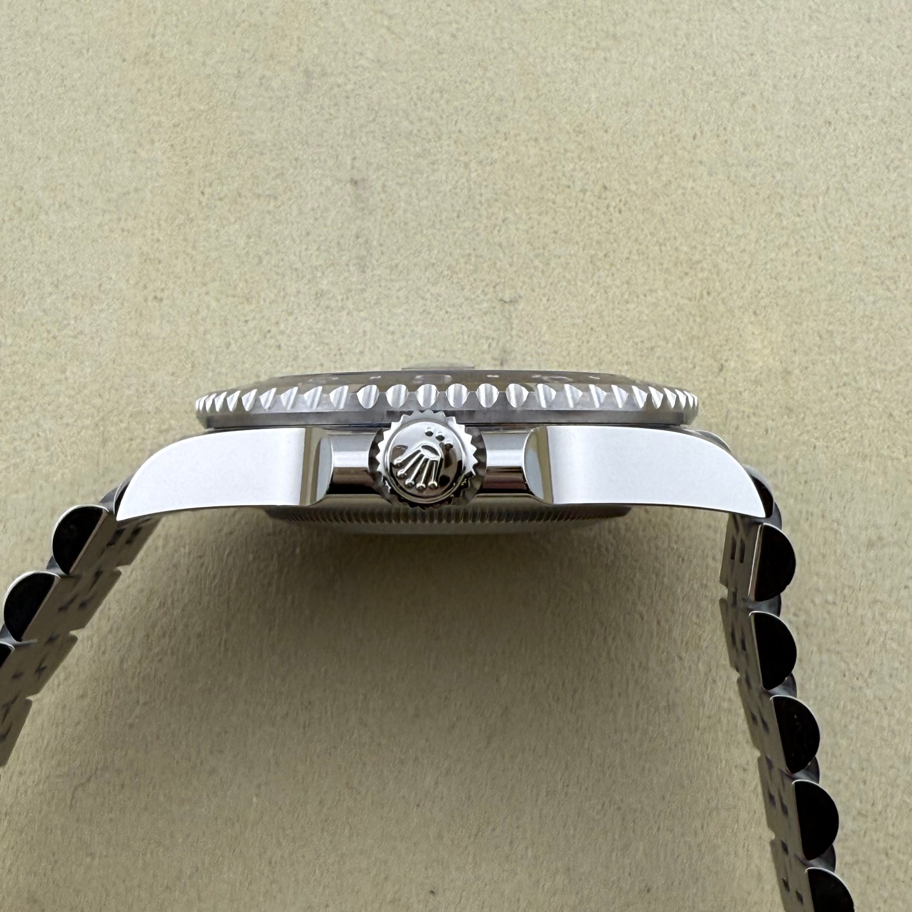 Rolex GMT-Master II Bruce Wayne Black Dial 126710GRNR