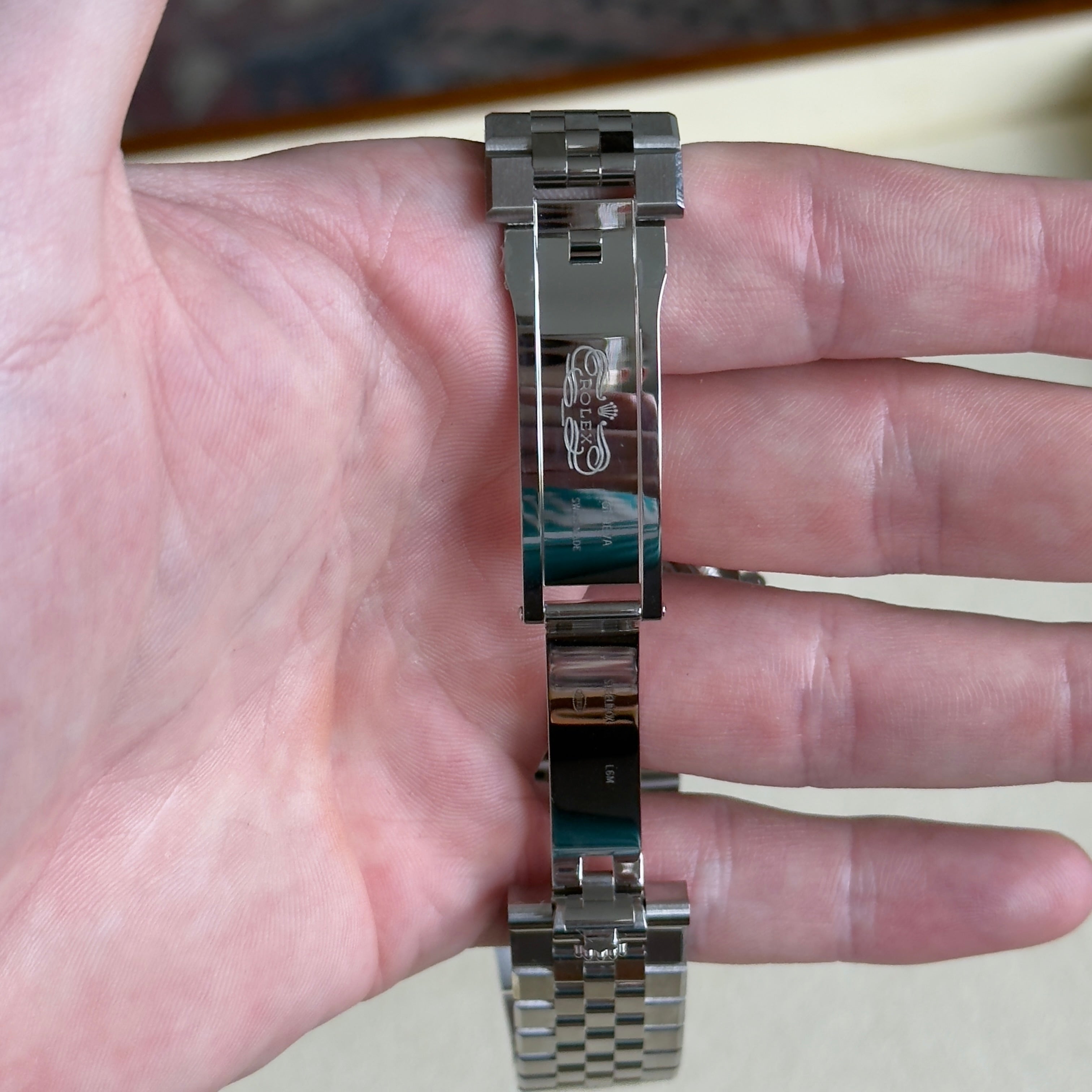 Rolex Land Dweller Honeycomb-motif Dial 127234