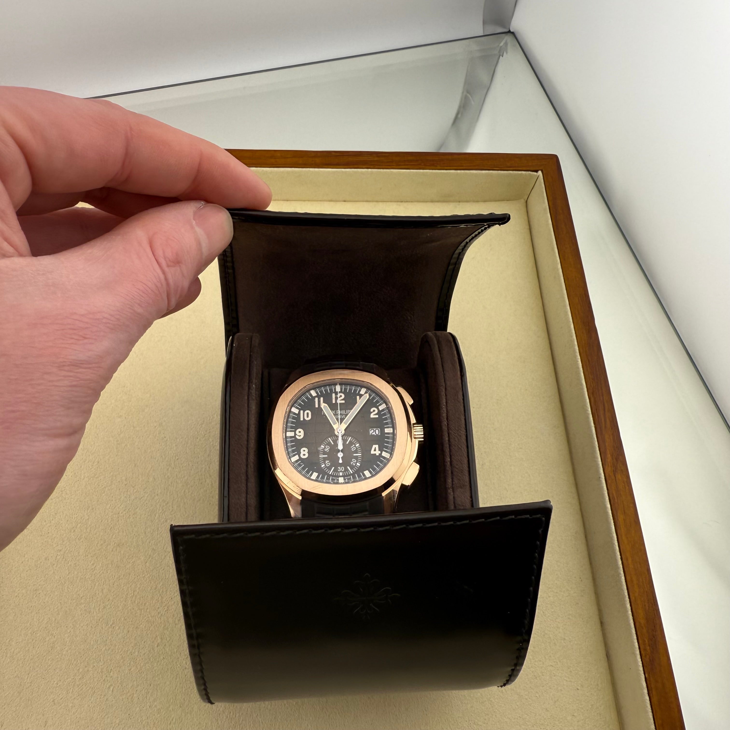 Patek Philippe Aquanaut Chronograph sunburst brown with black-gradient Dial 5968R-001