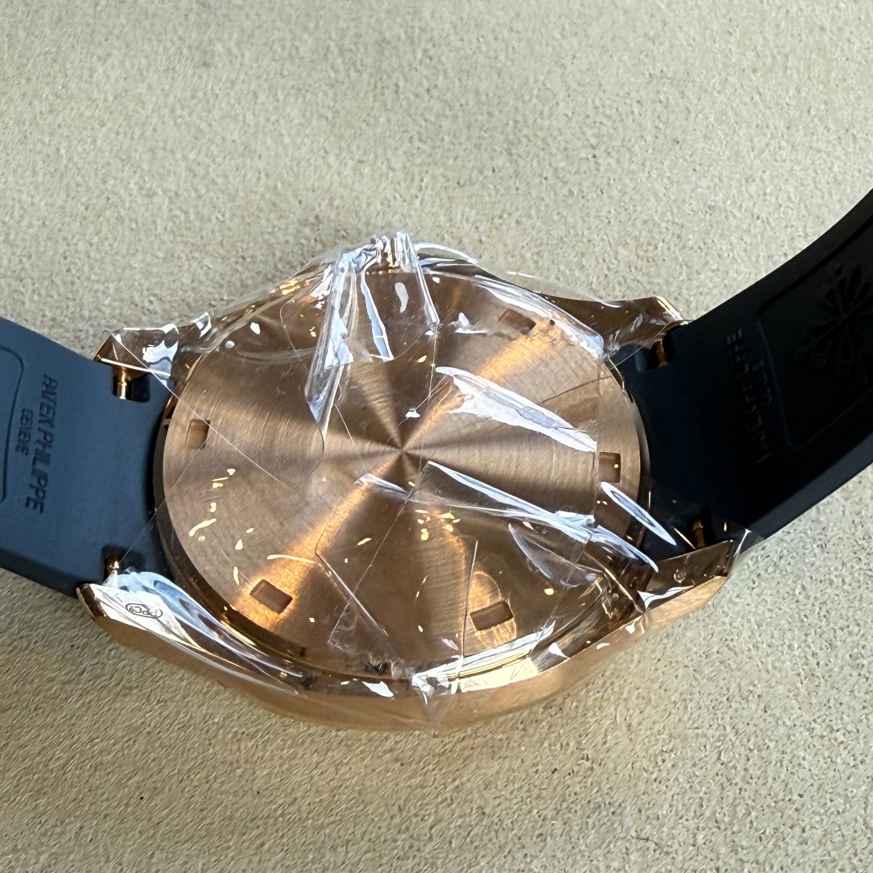 Patek Philippe Aquanaut Travel Time Blue Dial 5269R-001