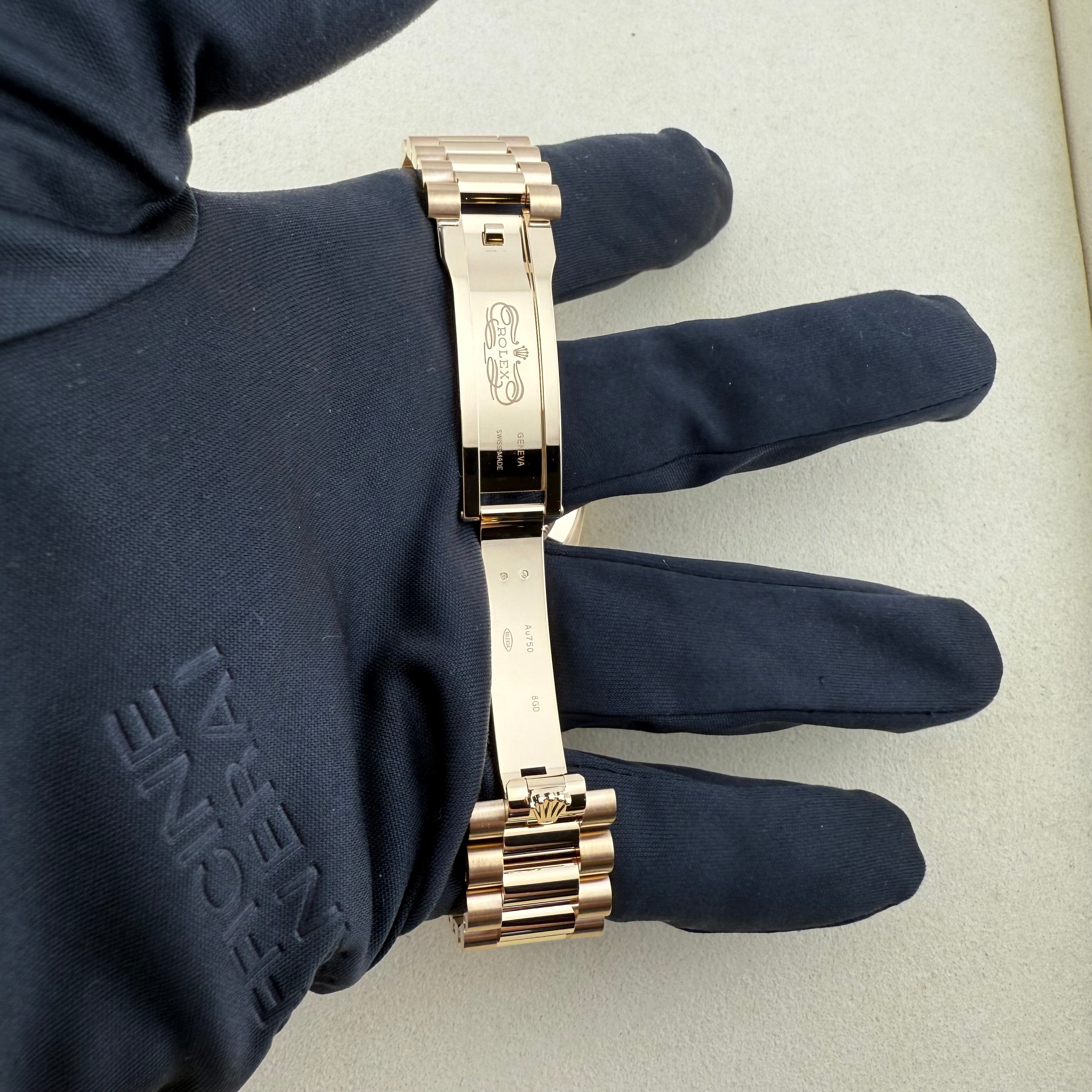 Rolex Day-Date 40 Silver Index Dial 228238