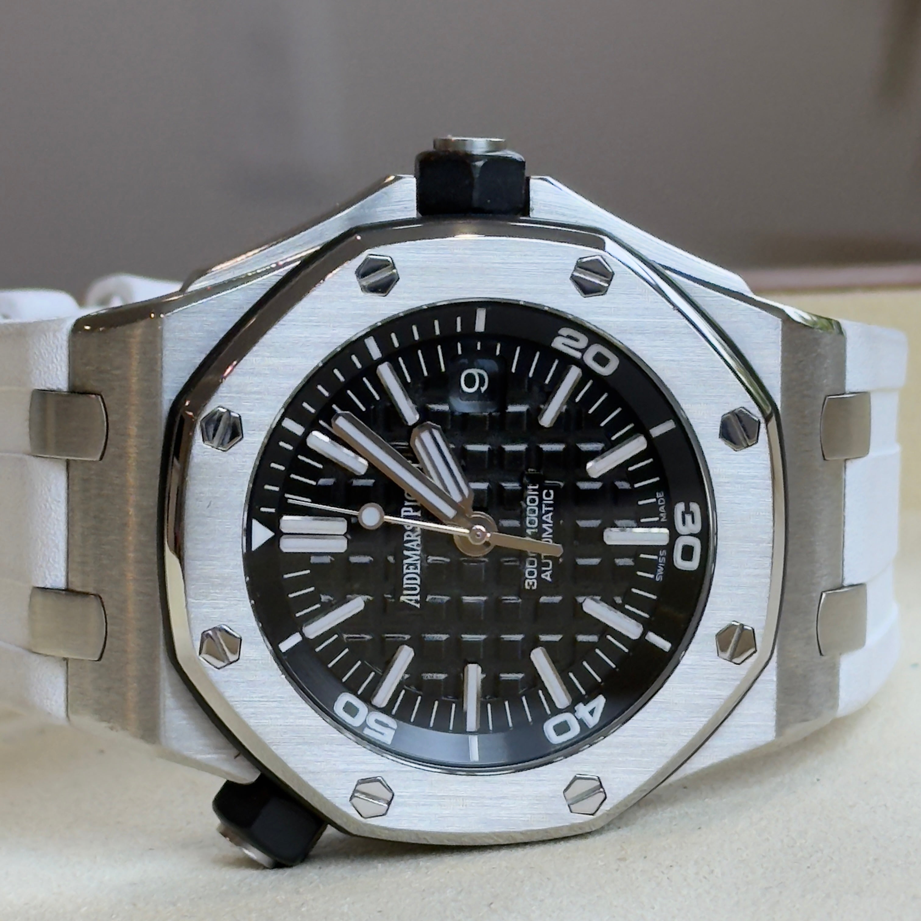 Audemars Piguet Offshore Diver Black Dial 15703ST.OO.A002CA.01