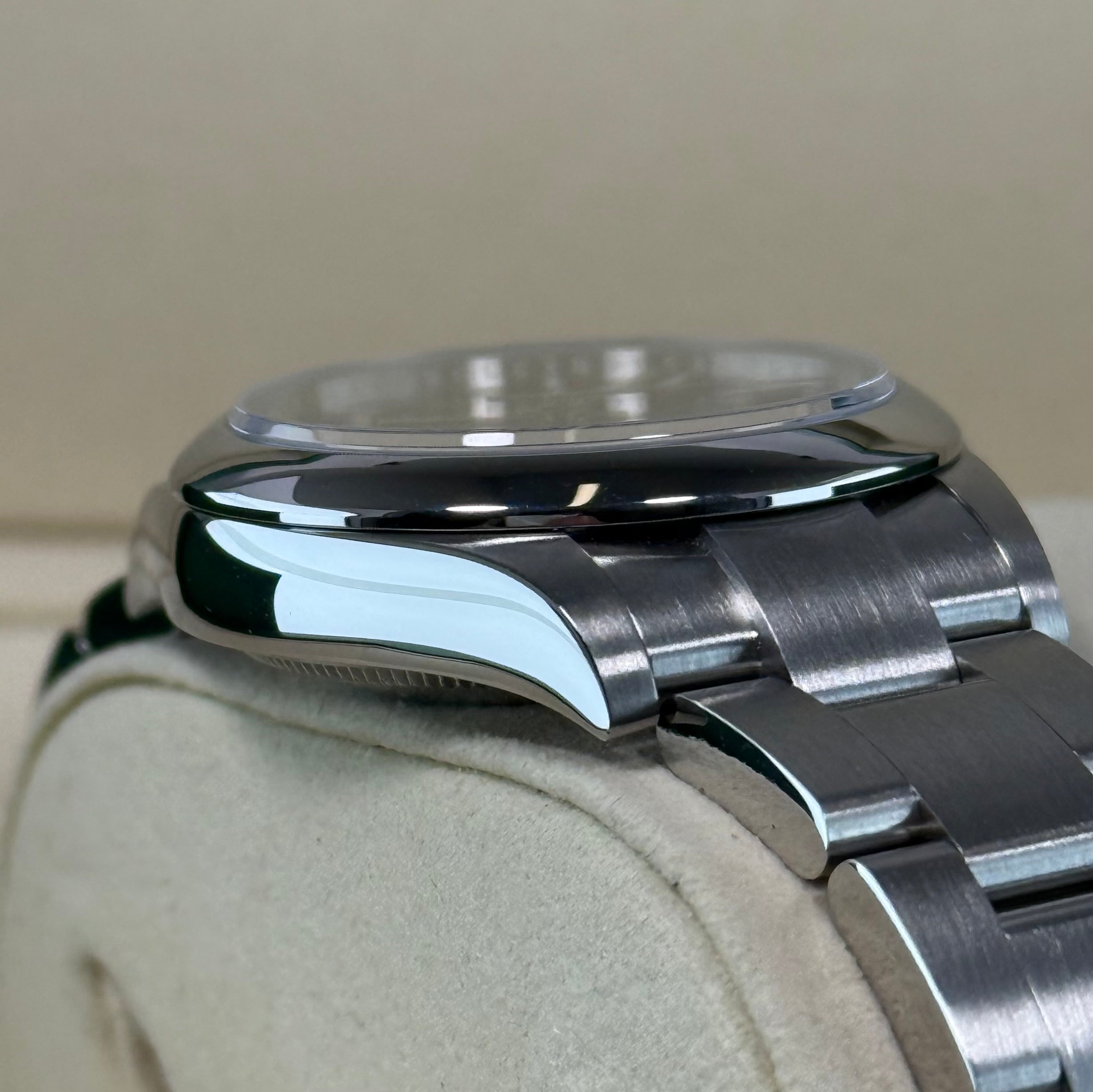 Rolex Oyster Perpetual 31 Black Dial 277200