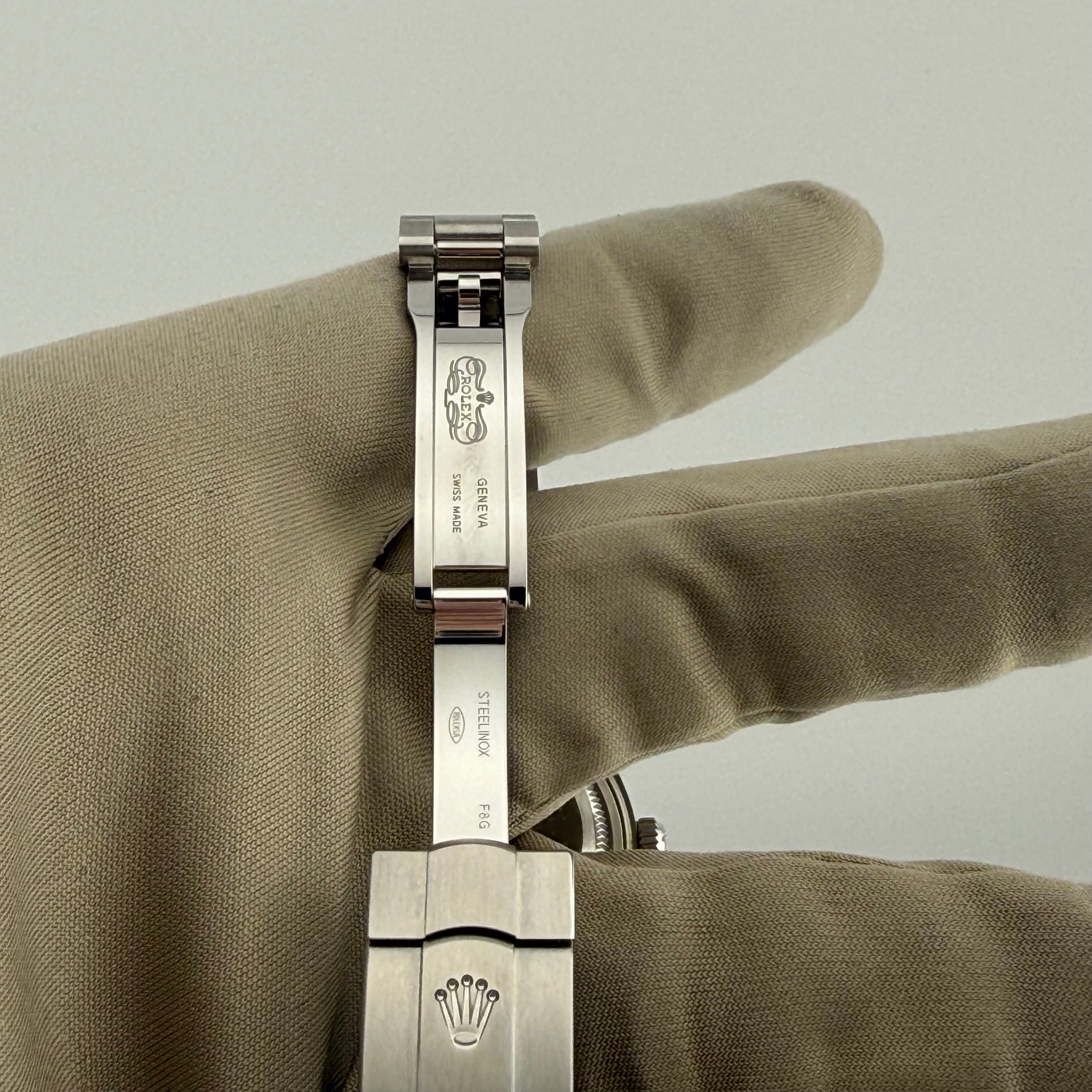 Rolex Oyster Perpetual 28 Pistachio Dial 276200