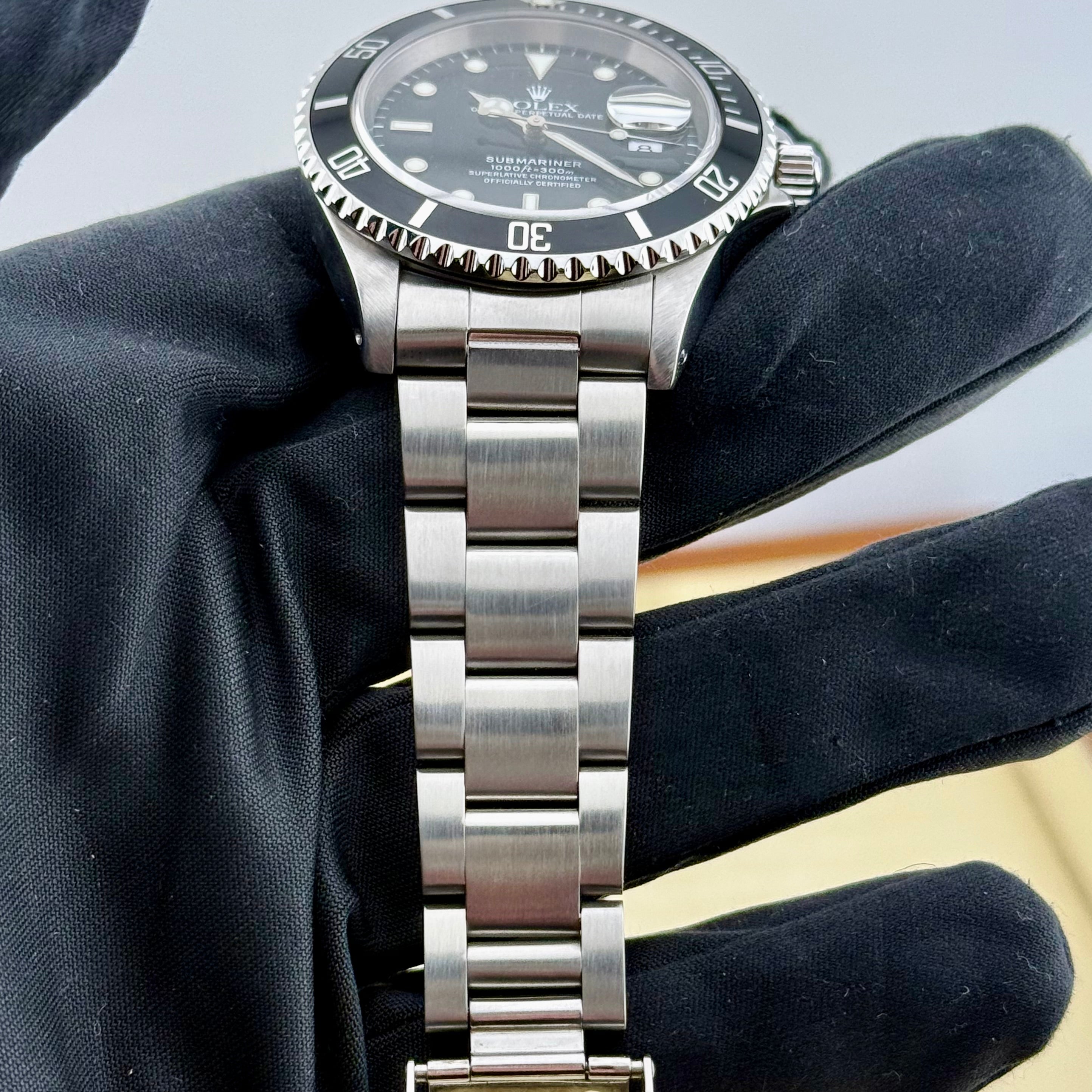 Rolex Submariner Black Dial 16610