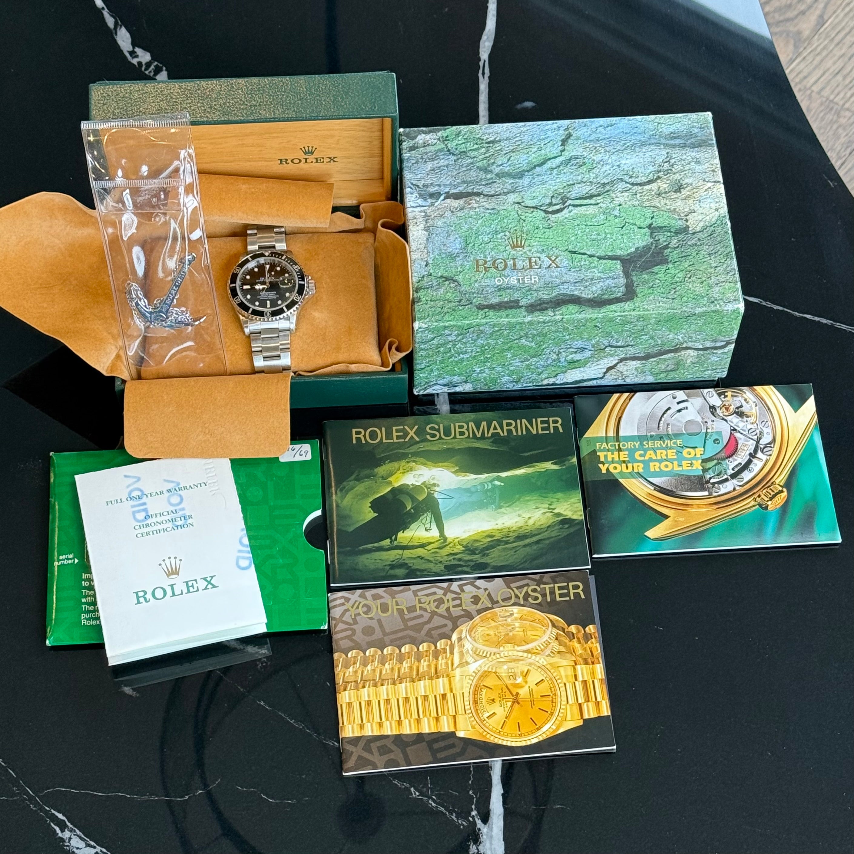 Rolex Submariner Black Dial 16610