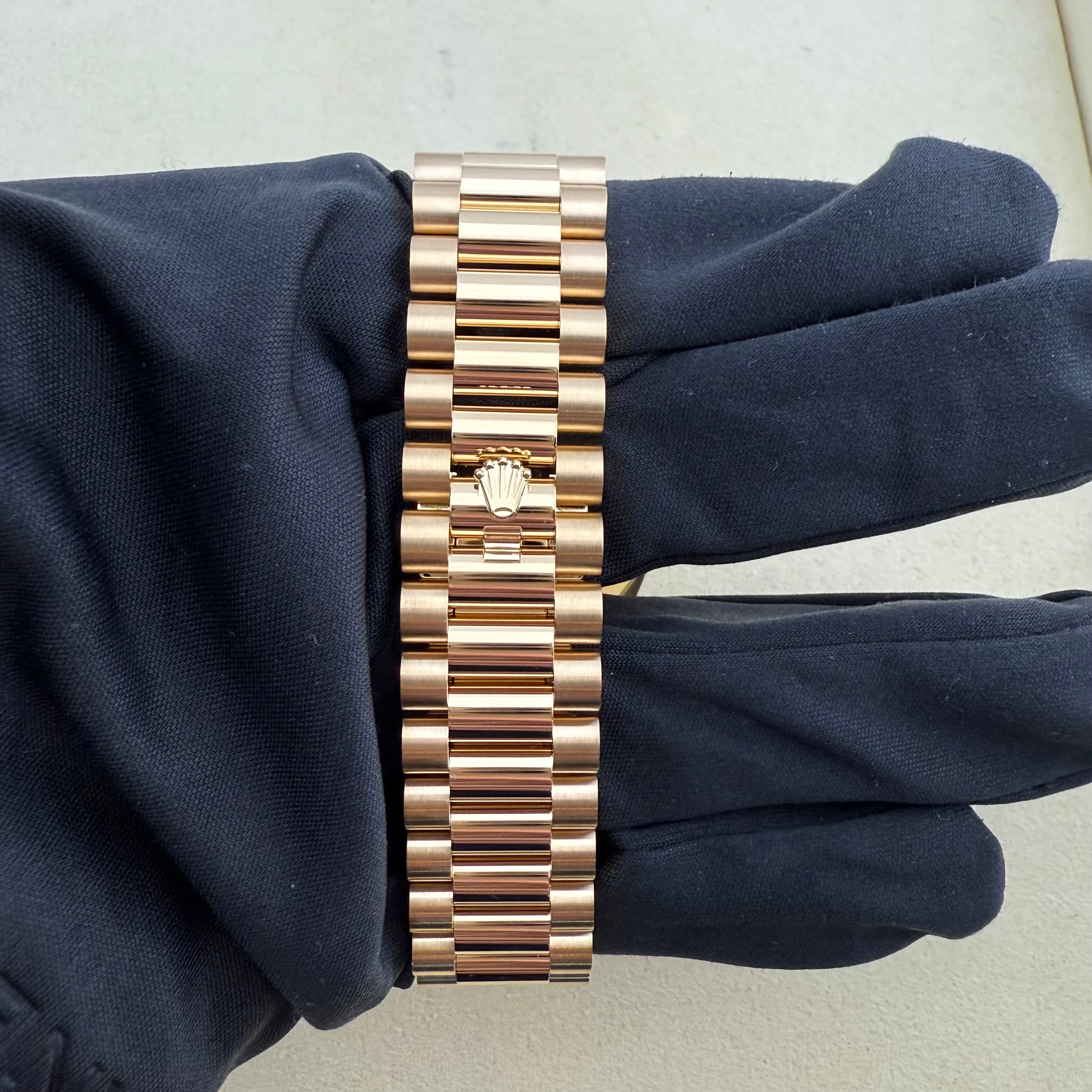 Rolex Day-Date 40 Silver Index Dial 228238